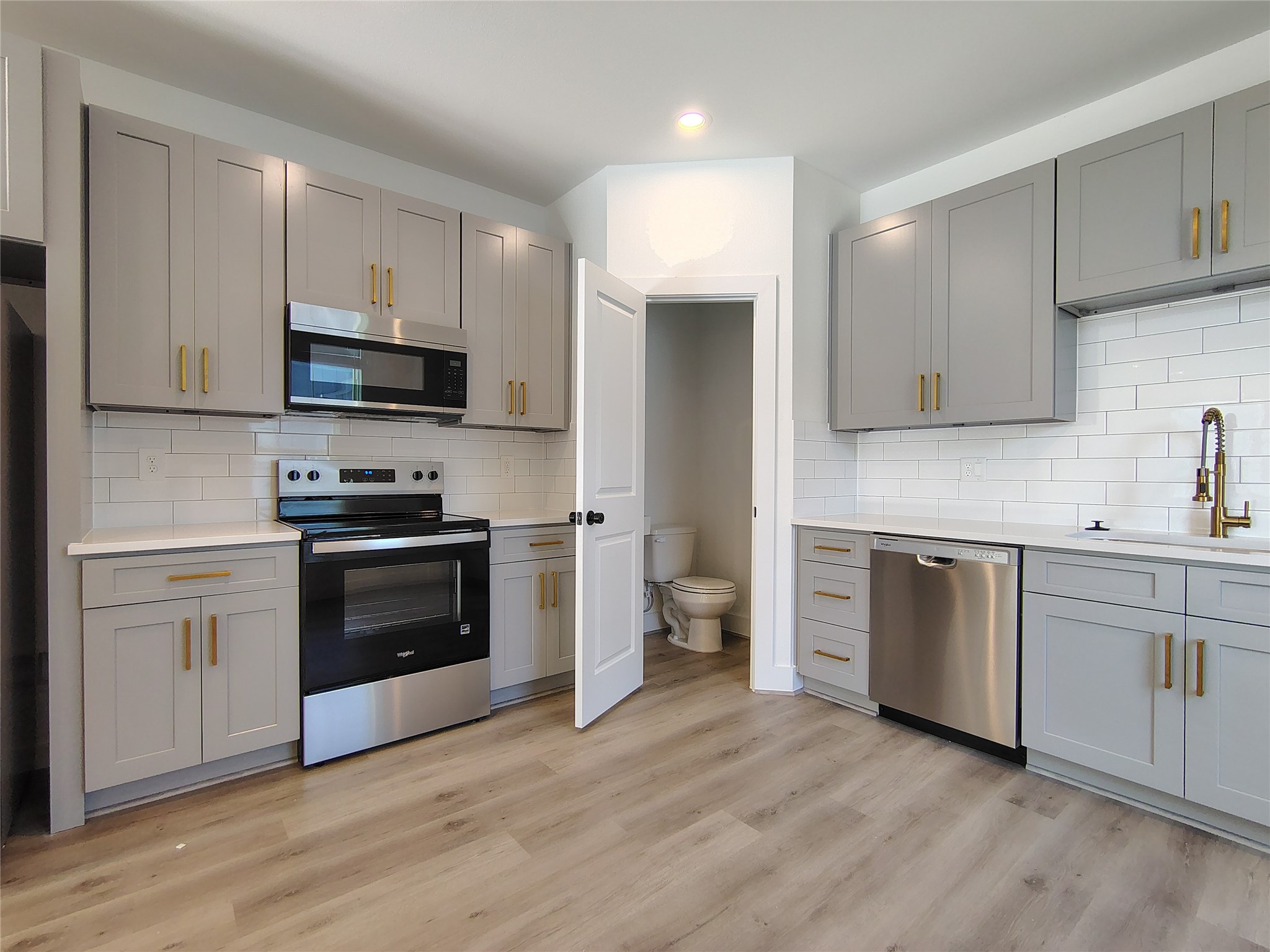 3263 Sauce Pan Way B Property Photo 10