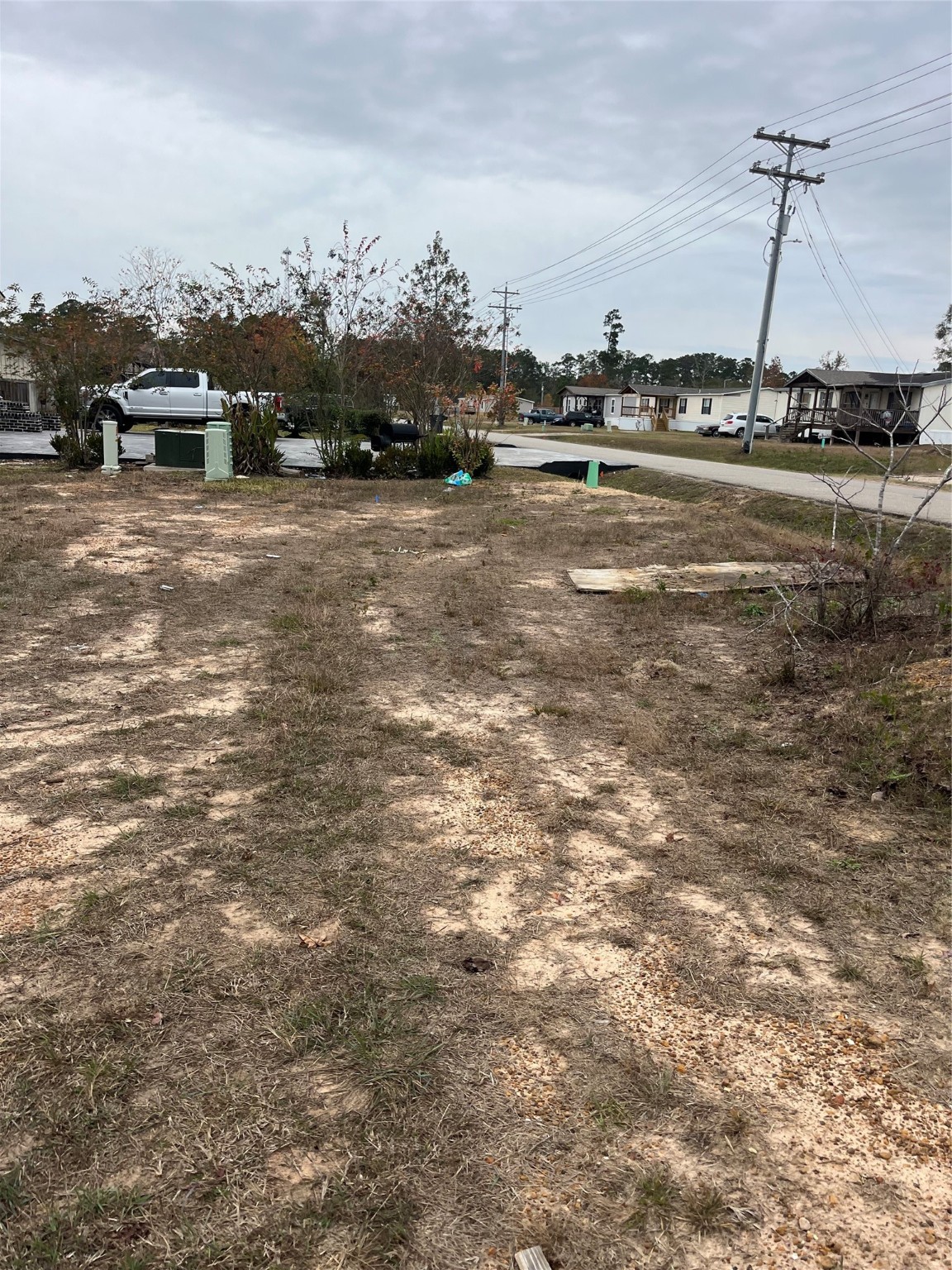 17608 Old Highway 105 E Property Photo 13