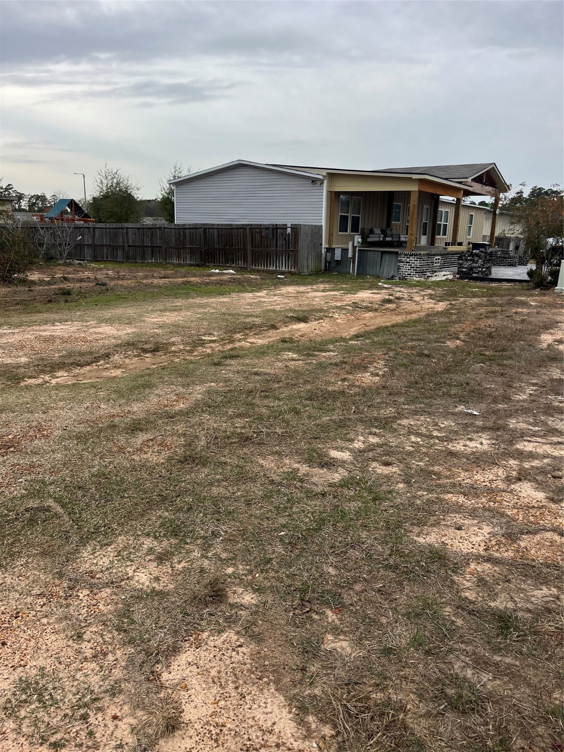 17608 Old Highway 105 E Property Photo 14