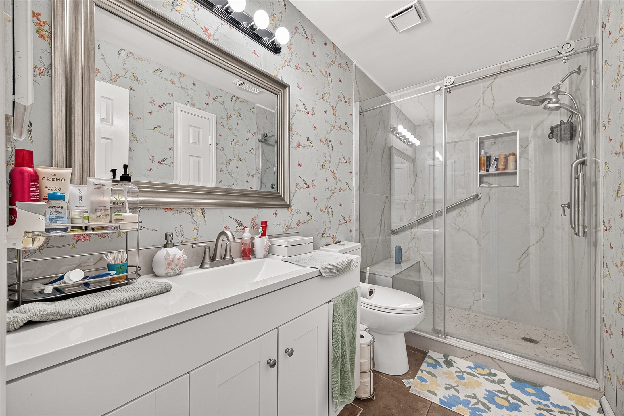 3501 Riverside Drive Property Photo 15