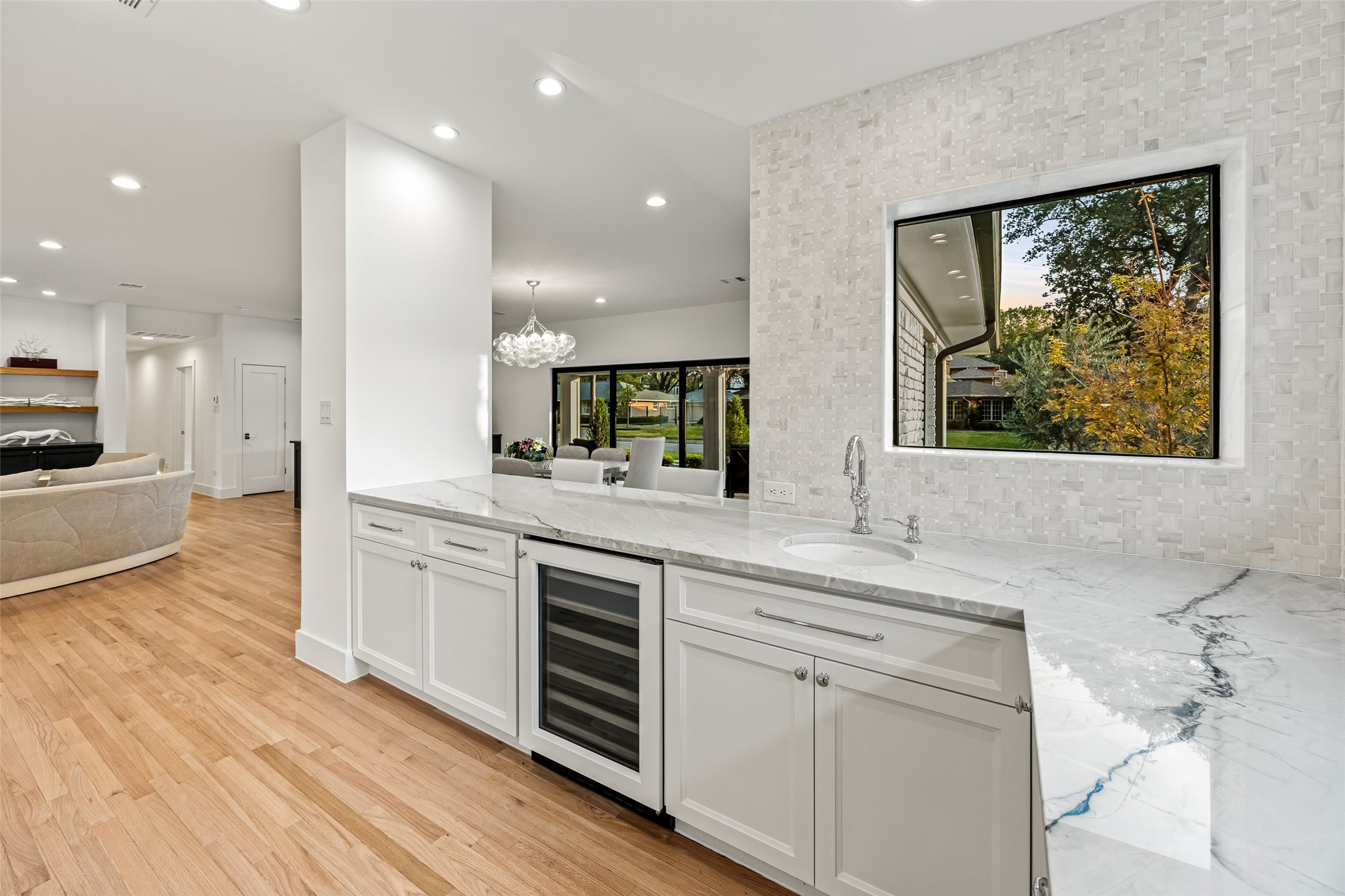 5658 Del Monte Drive Property Photo 10