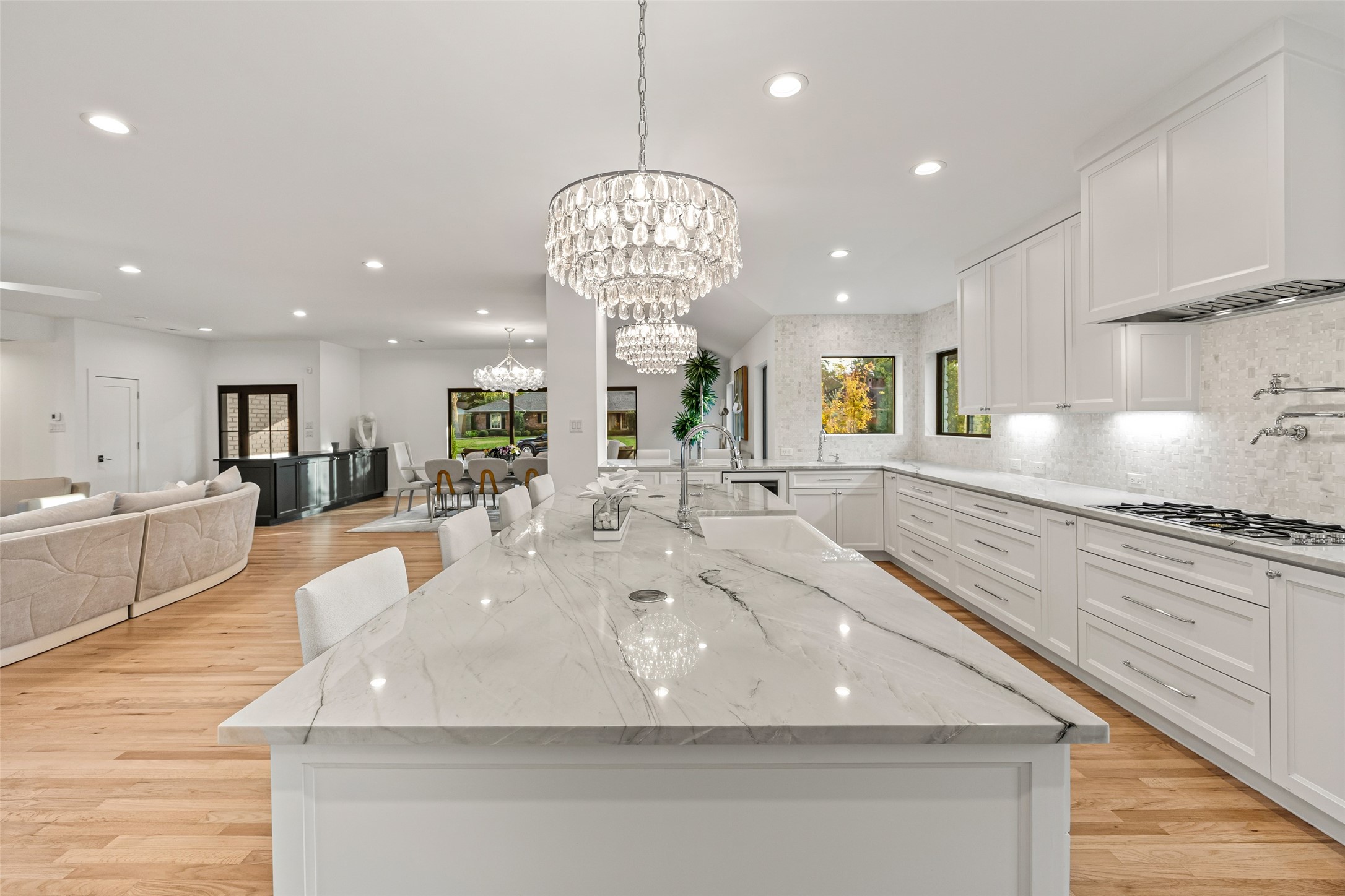 5658 Del Monte Drive Property Photo 13