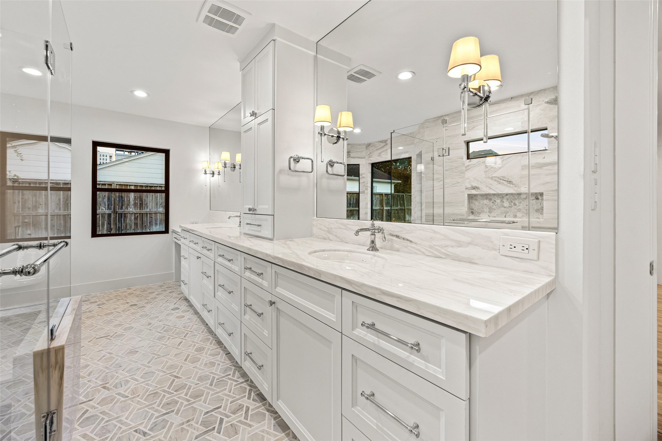 5658 Del Monte Drive Property Photo 24