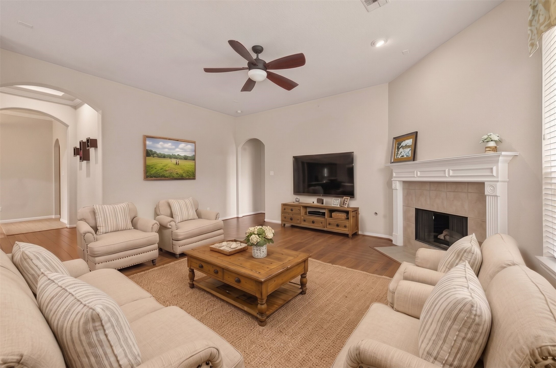 13719 Saxony Drive Property Photo 8