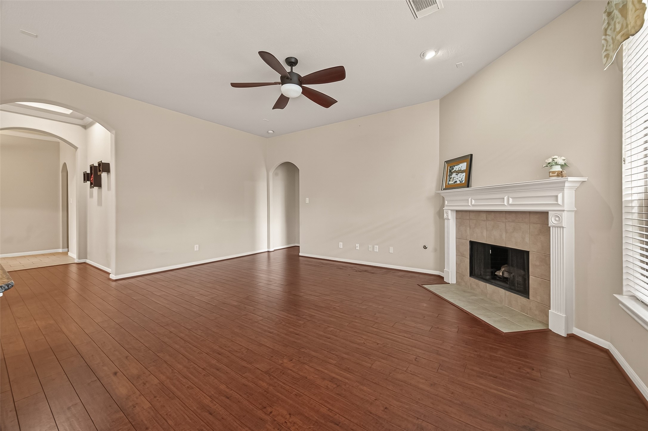 13719 Saxony Drive Property Photo 9