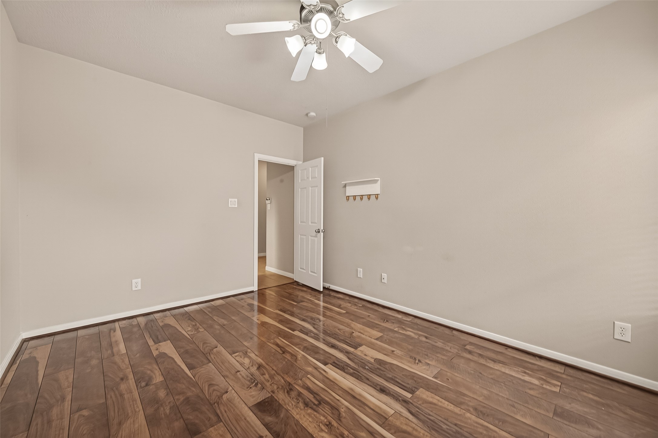 13719 Saxony Drive Property Photo 31