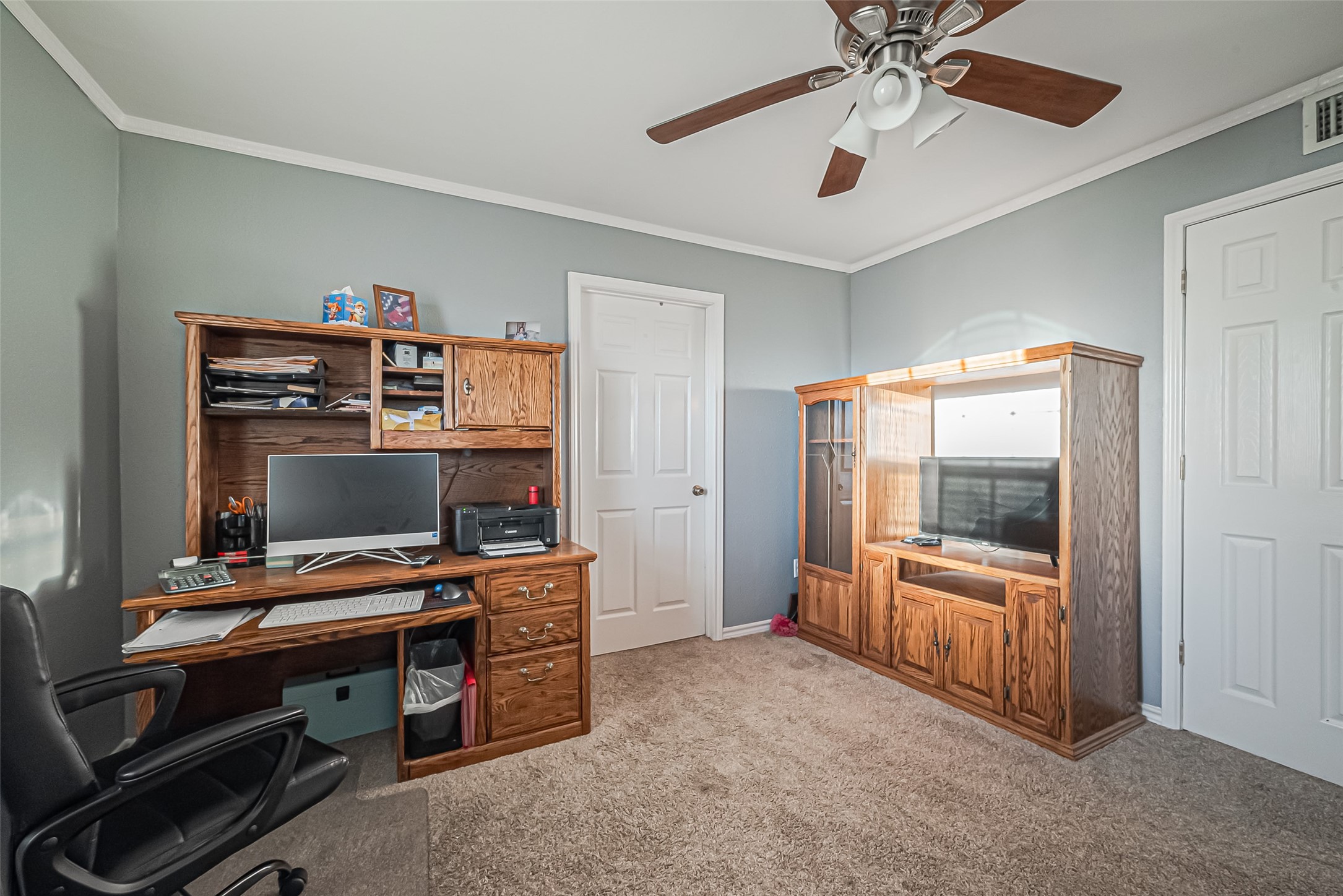 1902 Edgehill Road Property Photo 24
