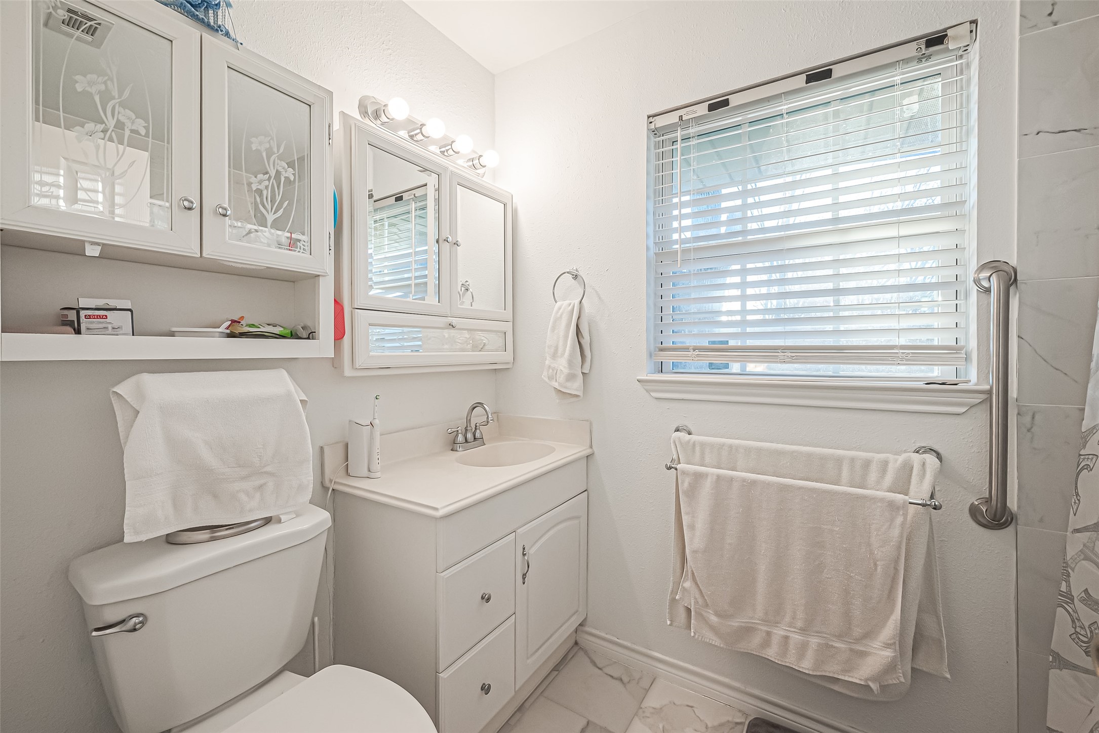 1902 Edgehill Road Property Photo 29