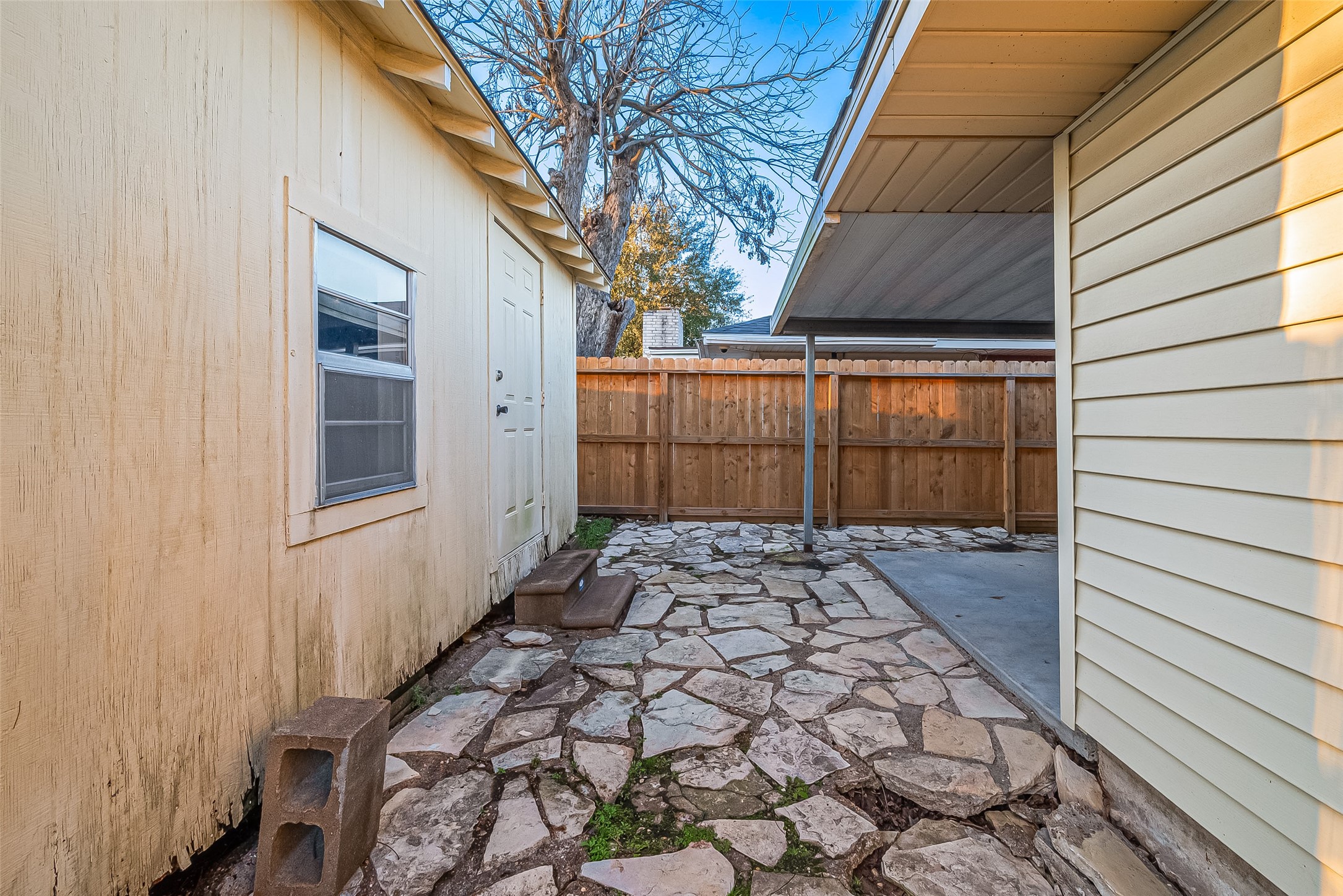 1902 Edgehill Road Property Photo 36
