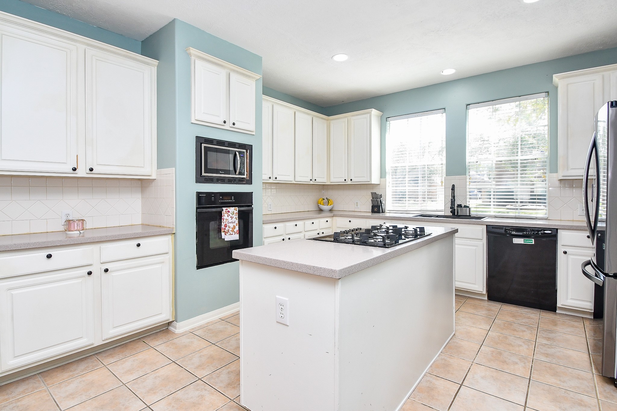 4114 Harbour Cove Circle Property Photo 9