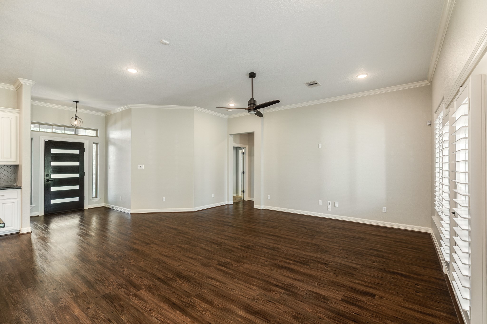 232 Creekside Lane Property Photo 7