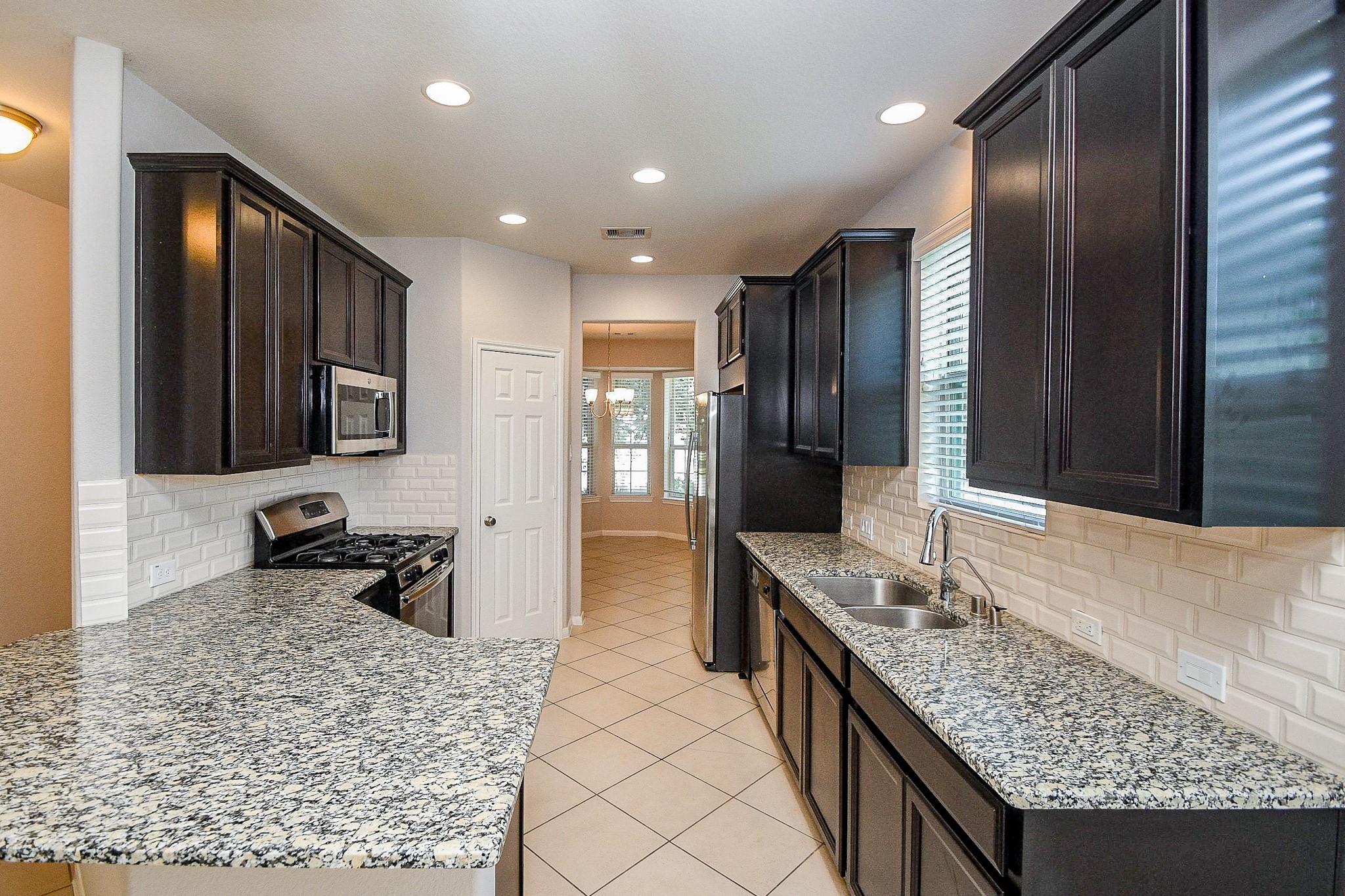 17102 Fable Springs Lane Property Photo 16