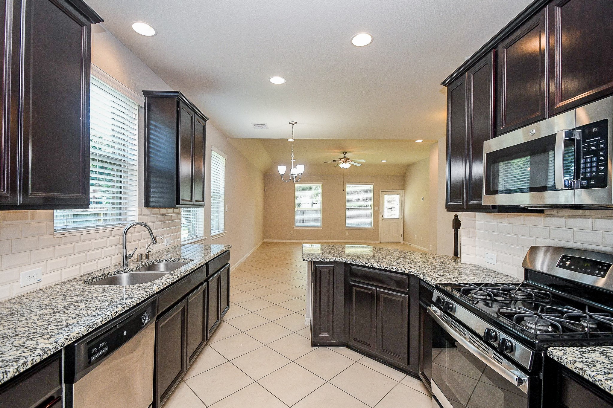 17102 Fable Springs Lane Property Photo 18