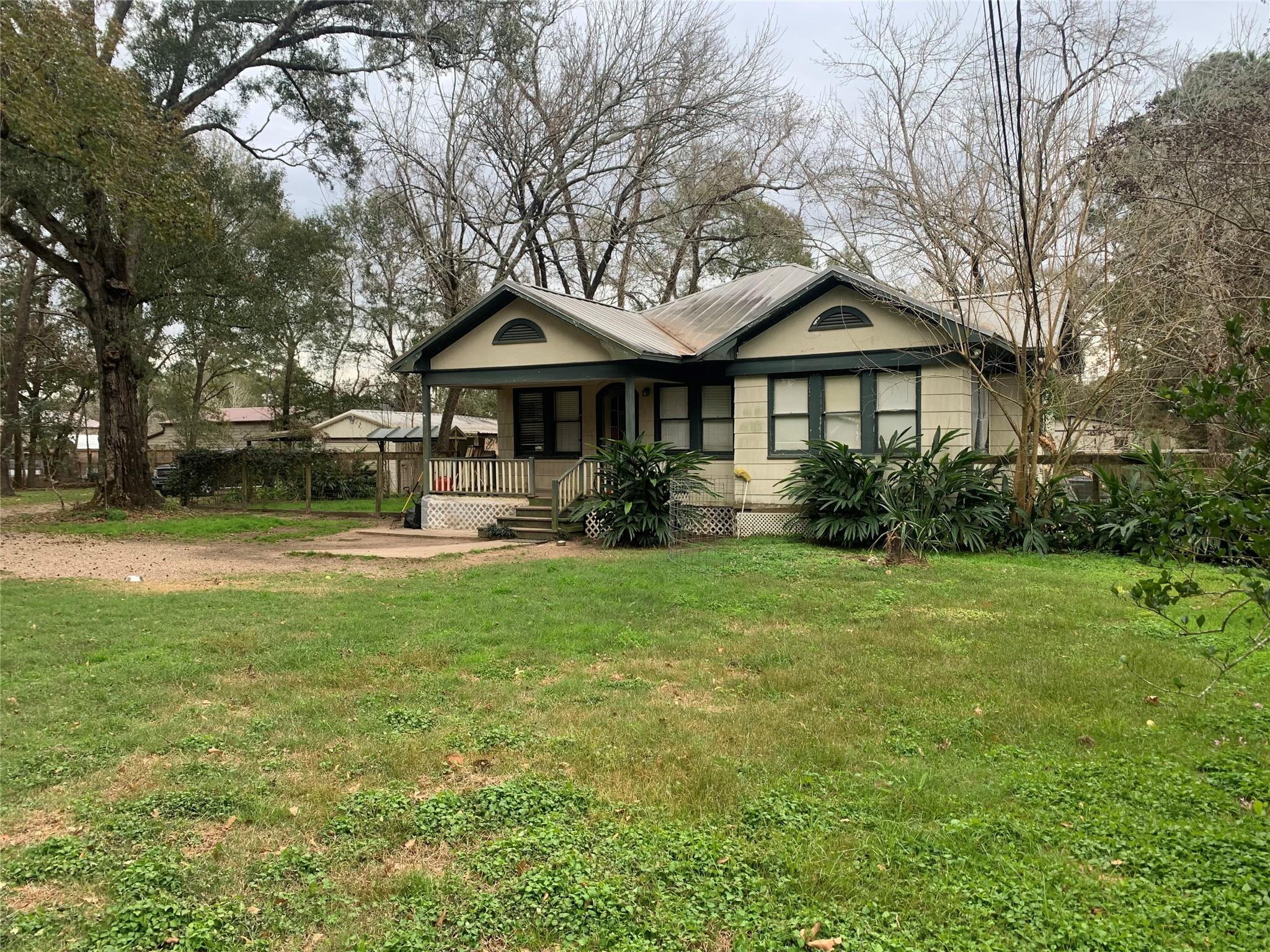 22720 Hudson Property Photo 3