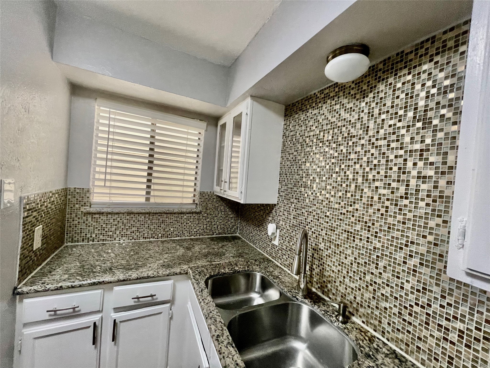 2019 Place Rebecca Lane G4 Property Photo 6