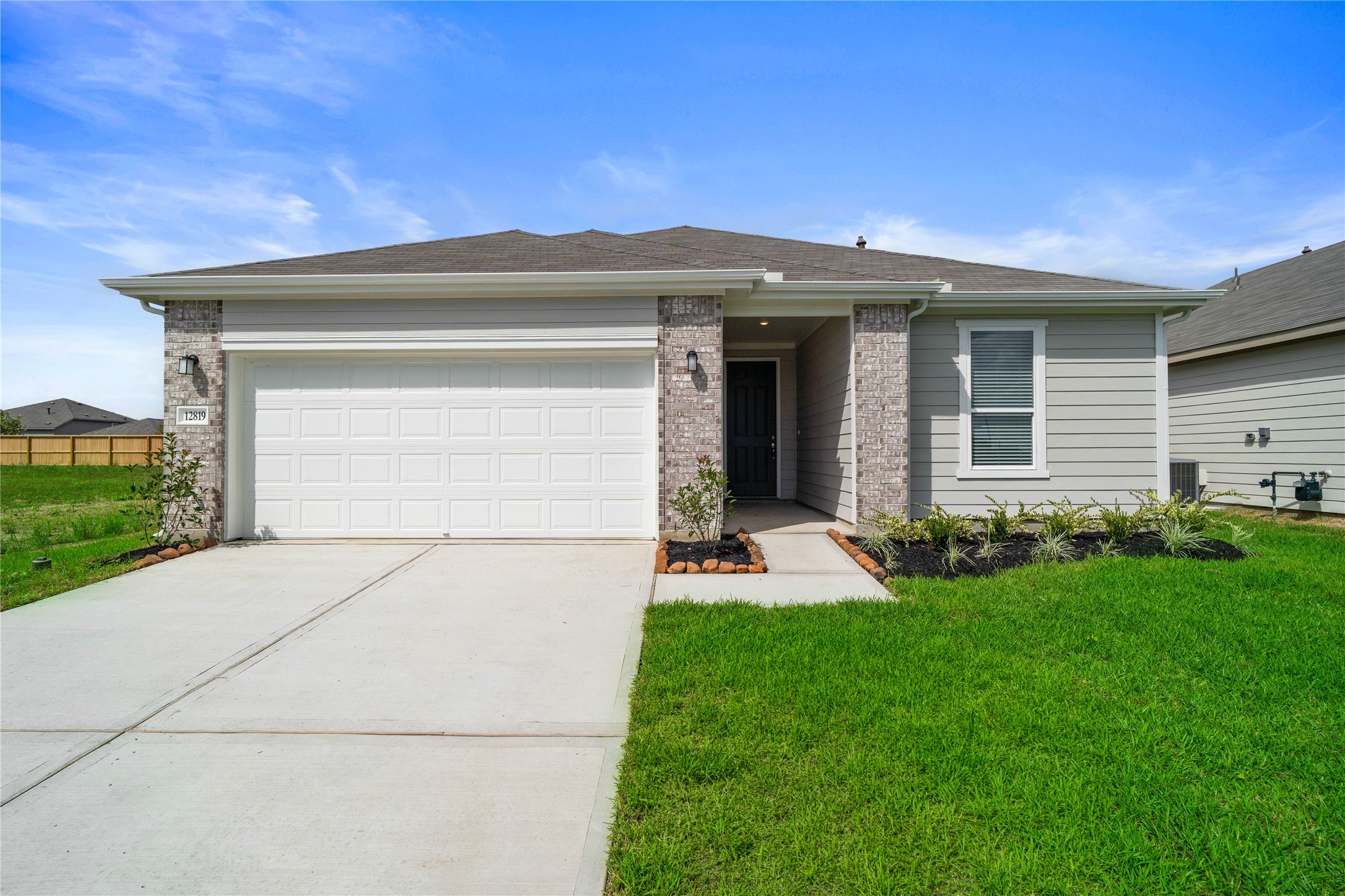 12819 Autumn Woods Drive Property Photo 1
