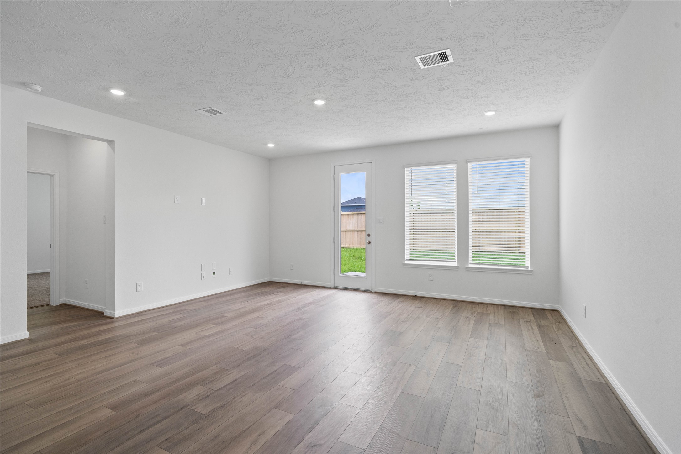 12819 Autumn Woods Drive Property Photo 12