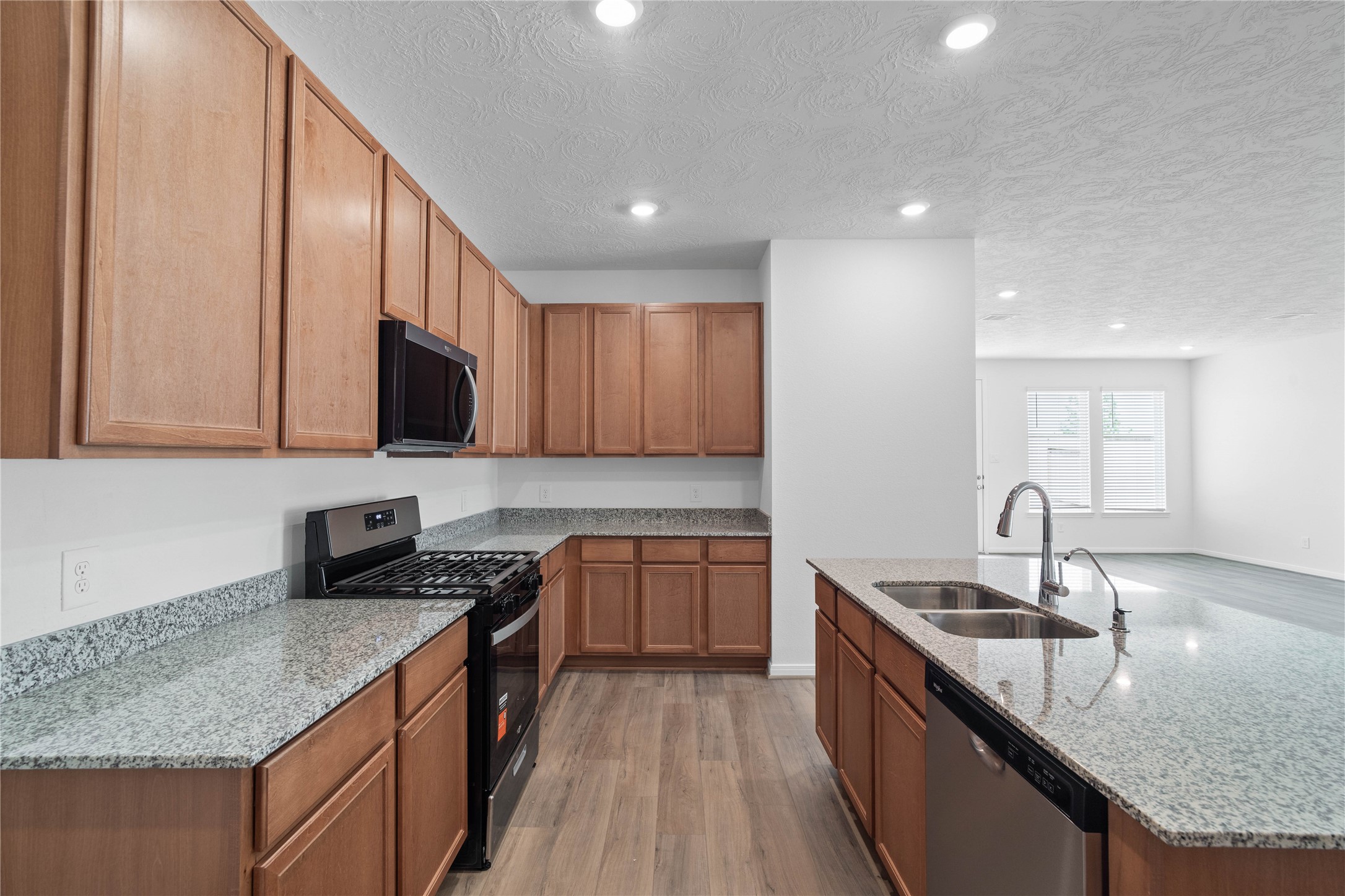 12819 Autumn Woods Drive Property Photo 15
