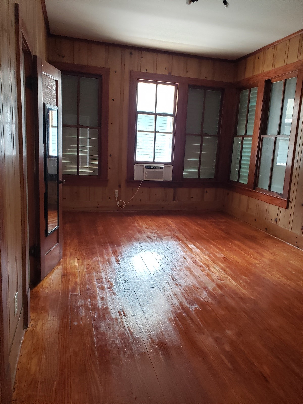 1725 18th Street Property Photo 7