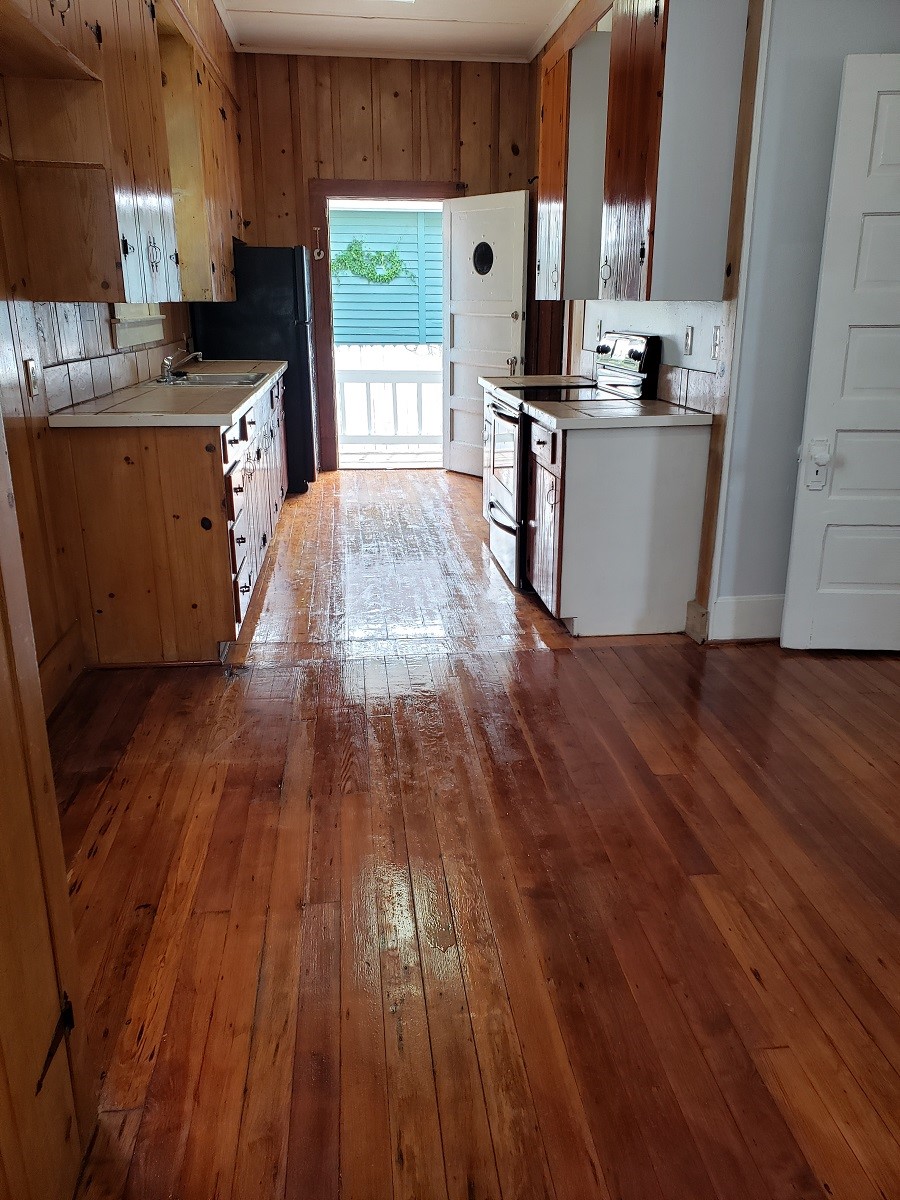 1725 18th Street Property Photo 9
