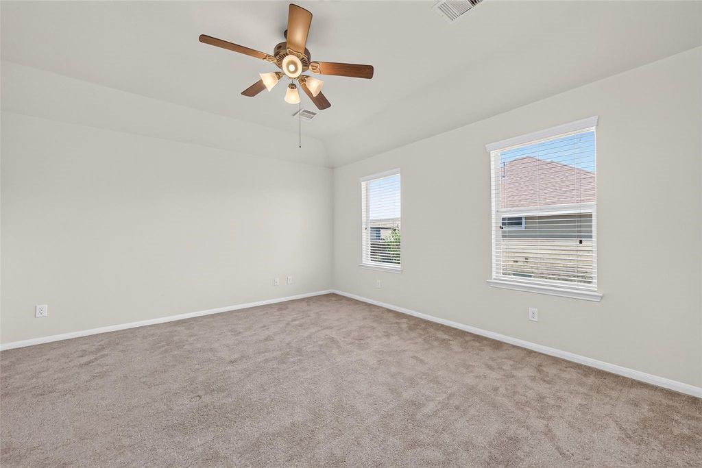 8506 Sunset Loch Drive Property Photo 20