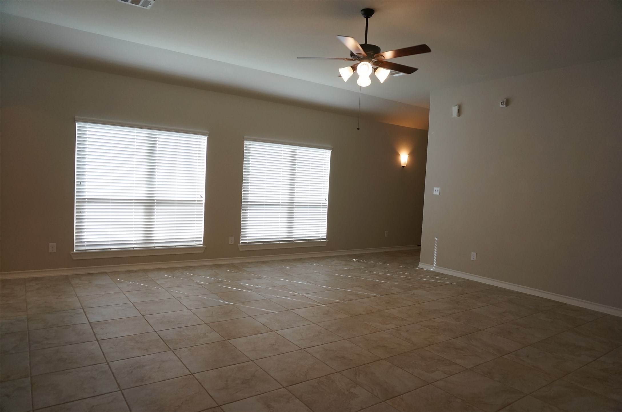 3539 Christopher Dr Drive Property Photo 2