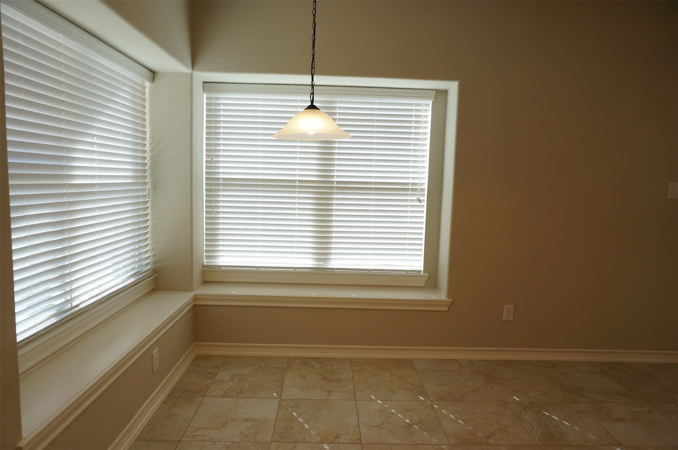 3539 Christopher Dr Drive Property Photo 7