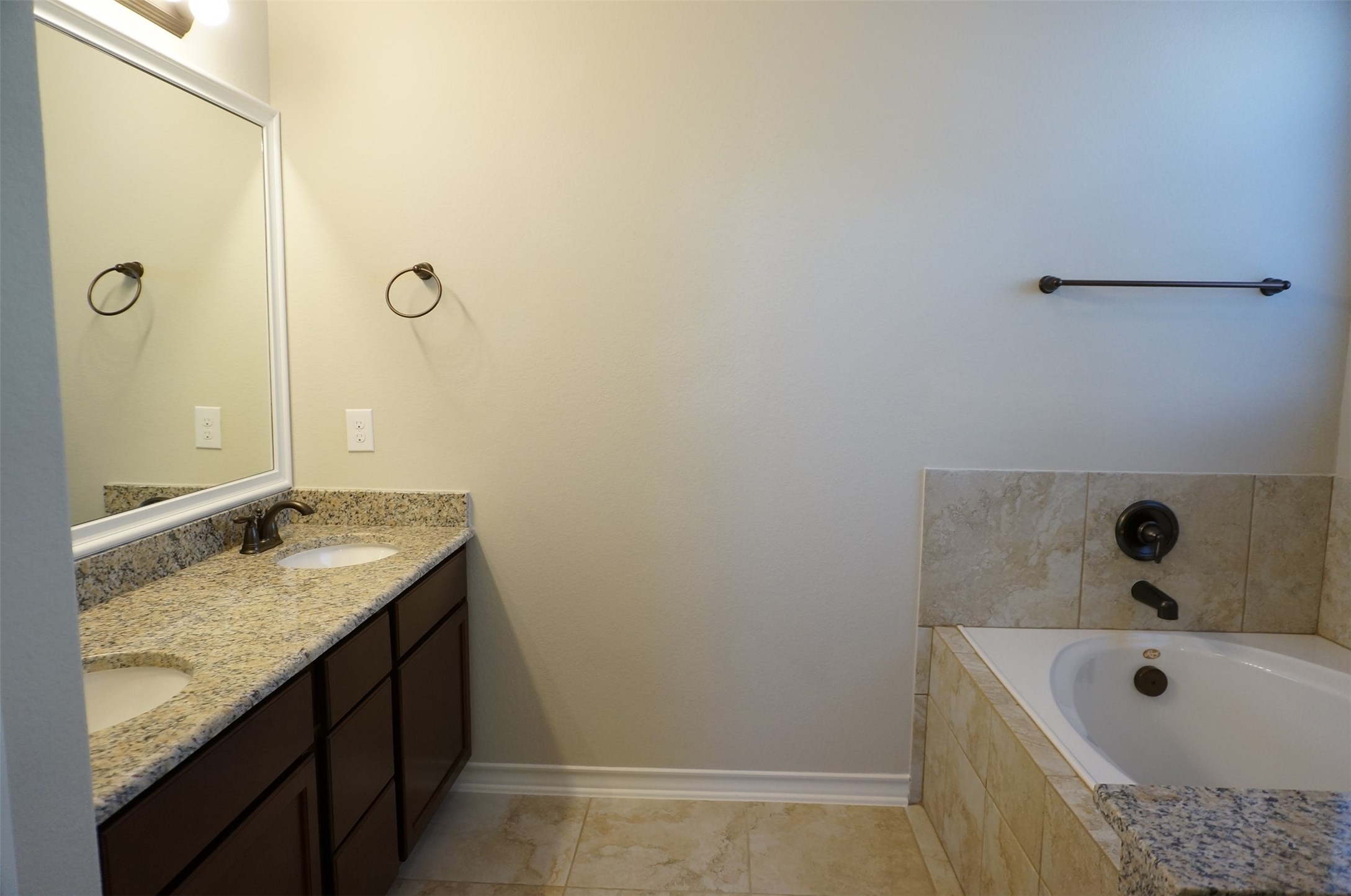 3539 Christopher Dr Drive Property Photo 9