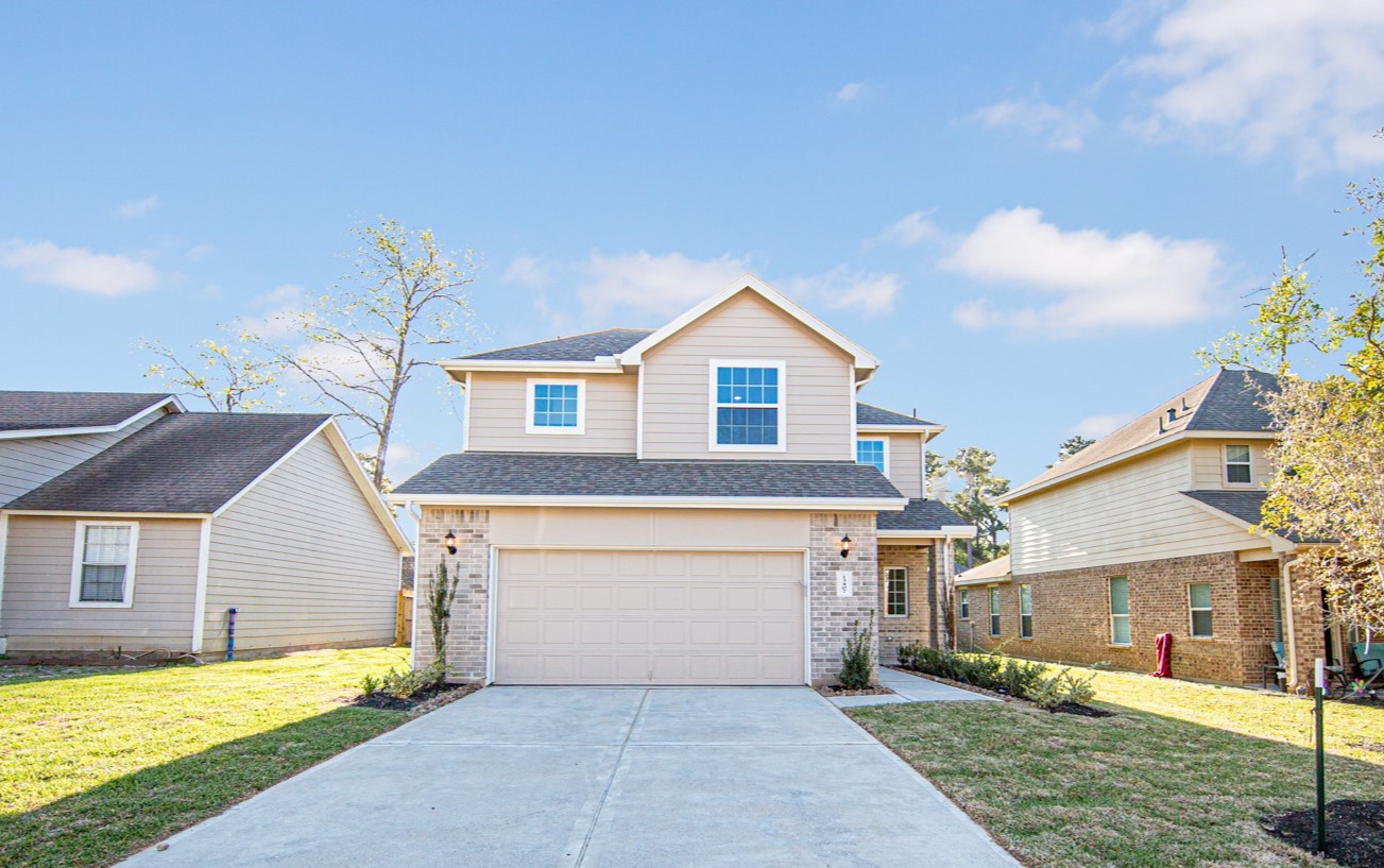 13407 Greenbrier Drive Property Photo 1