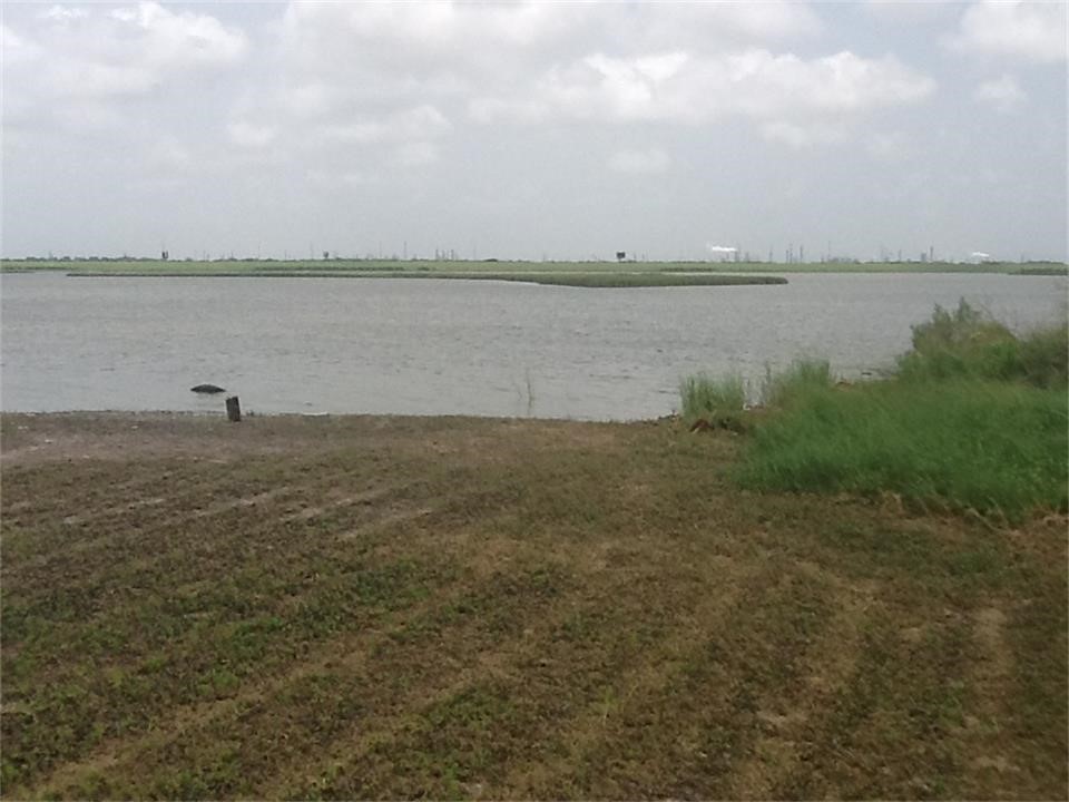 4612 Warren Lot 5 Property Photo 4