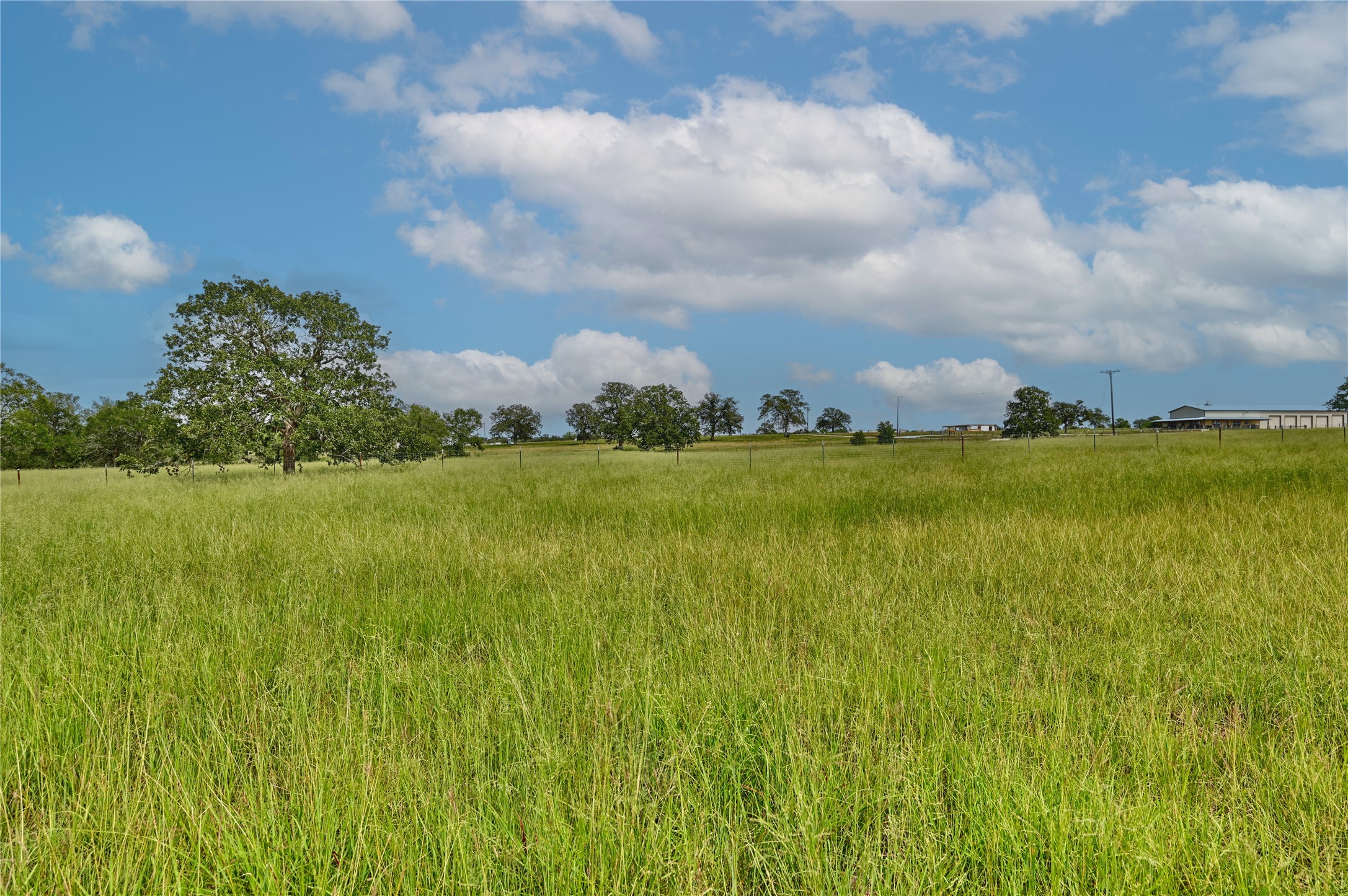 106 Sunny Day Dr Property Photo 4
