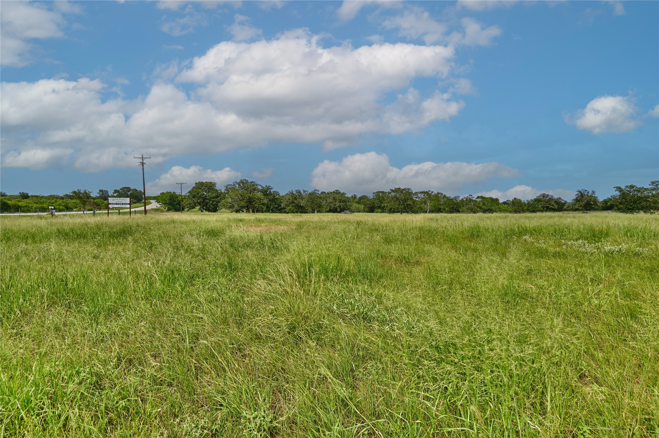 106 Sunny Day Dr Property Photo 8