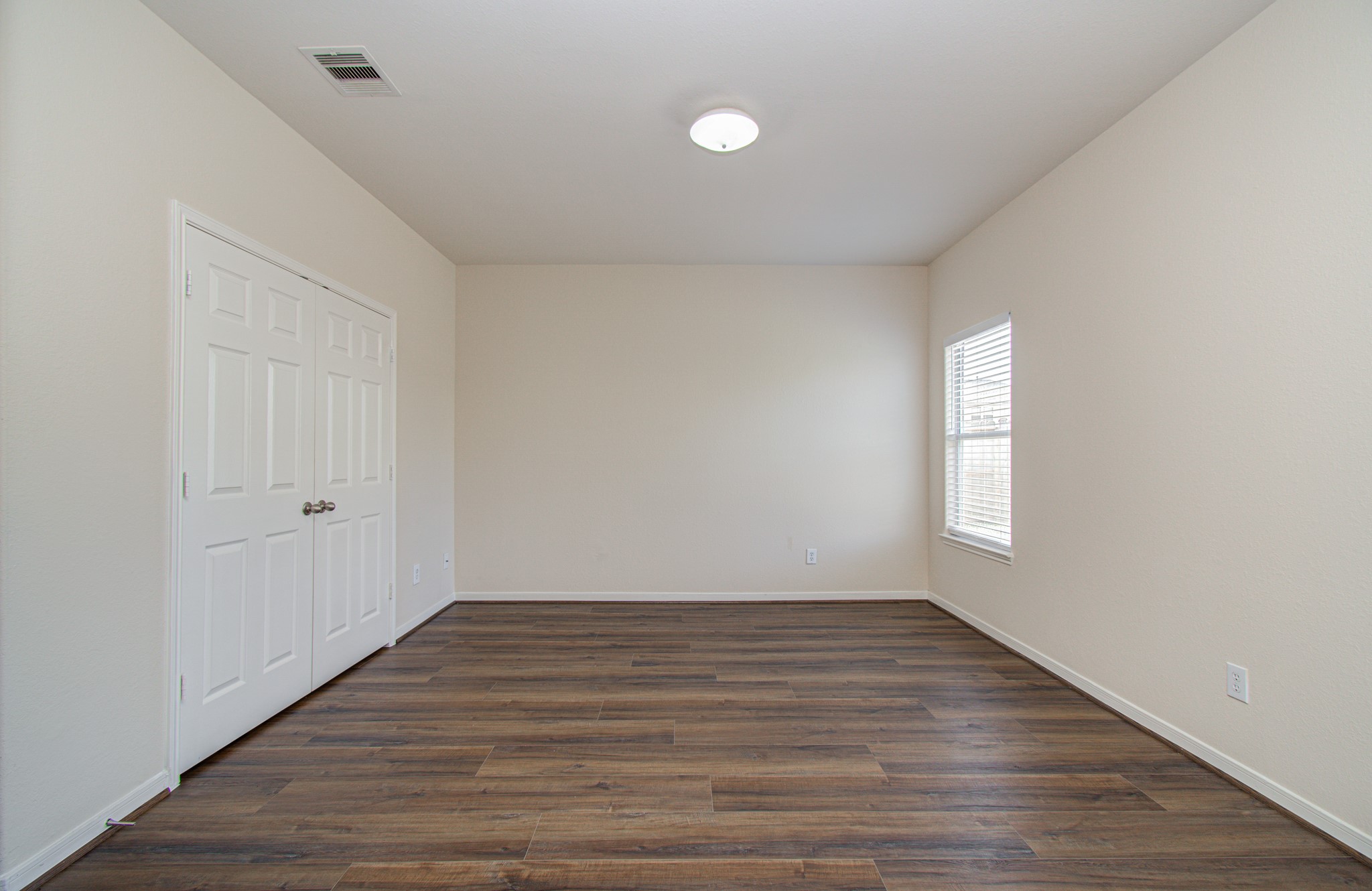 6702 Castle Terrace Ct Property Photo 13