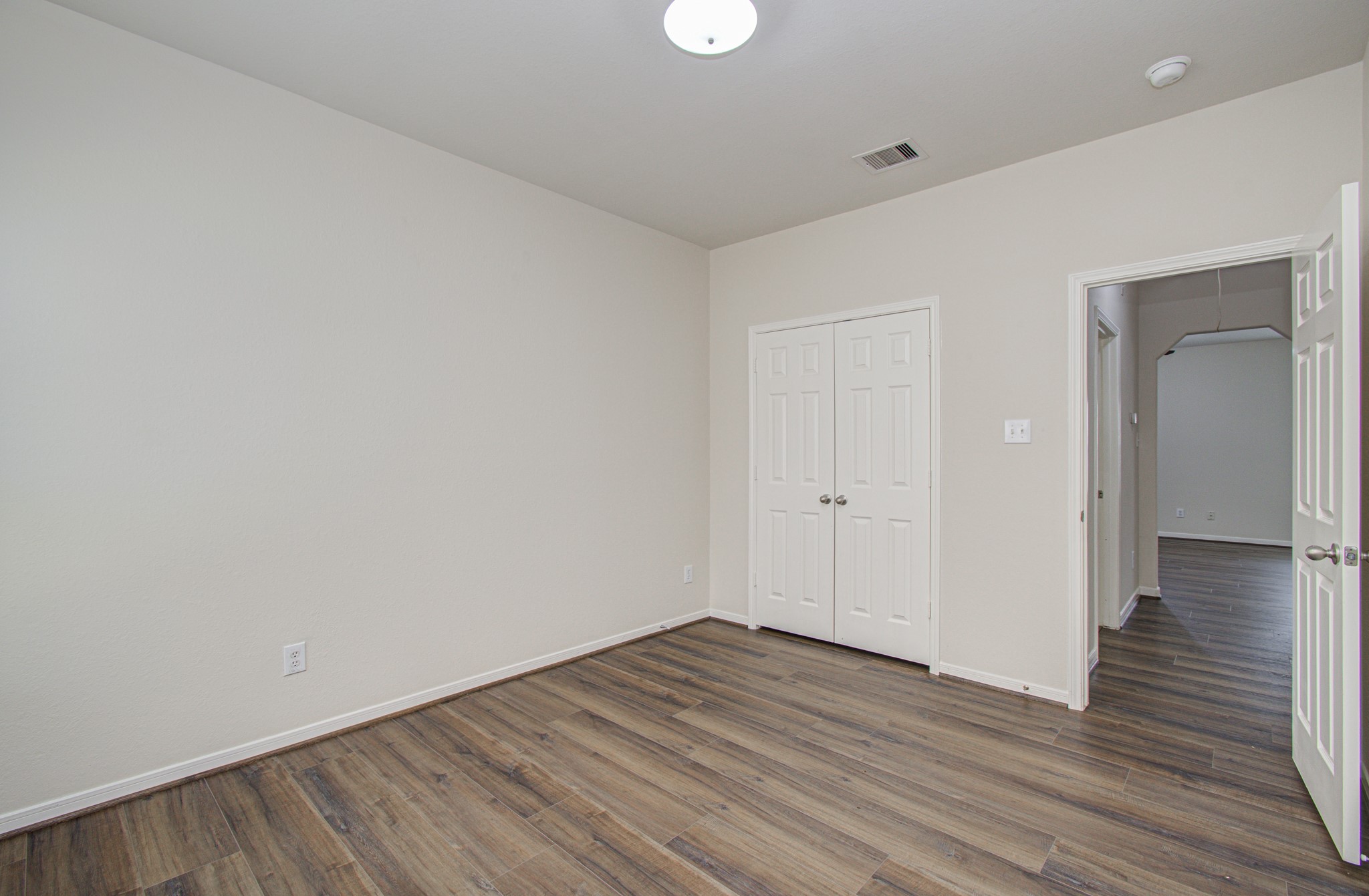6702 Castle Terrace Ct Property Photo 14