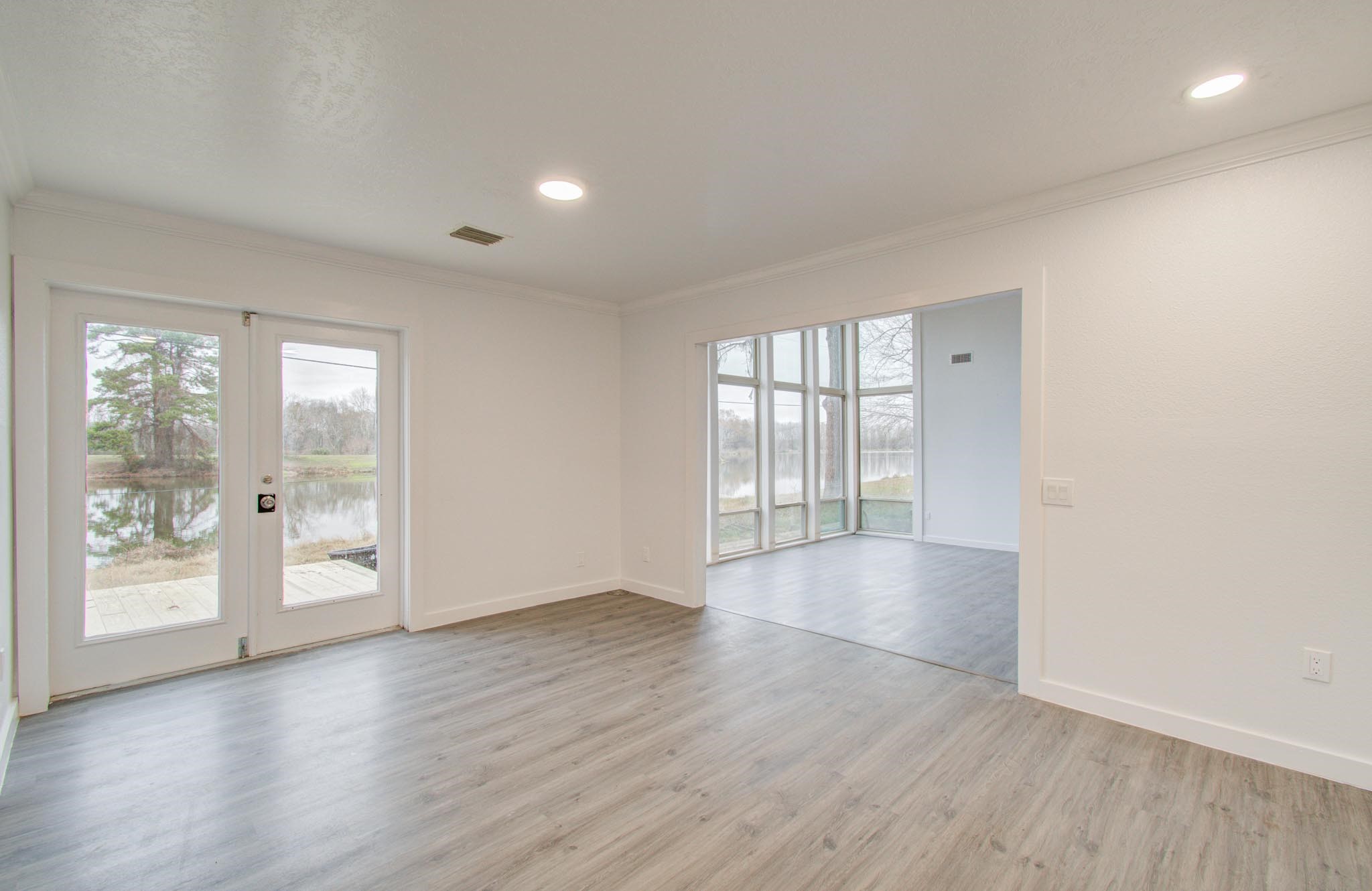 417 Brook Hollow Drive Property Photo 8
