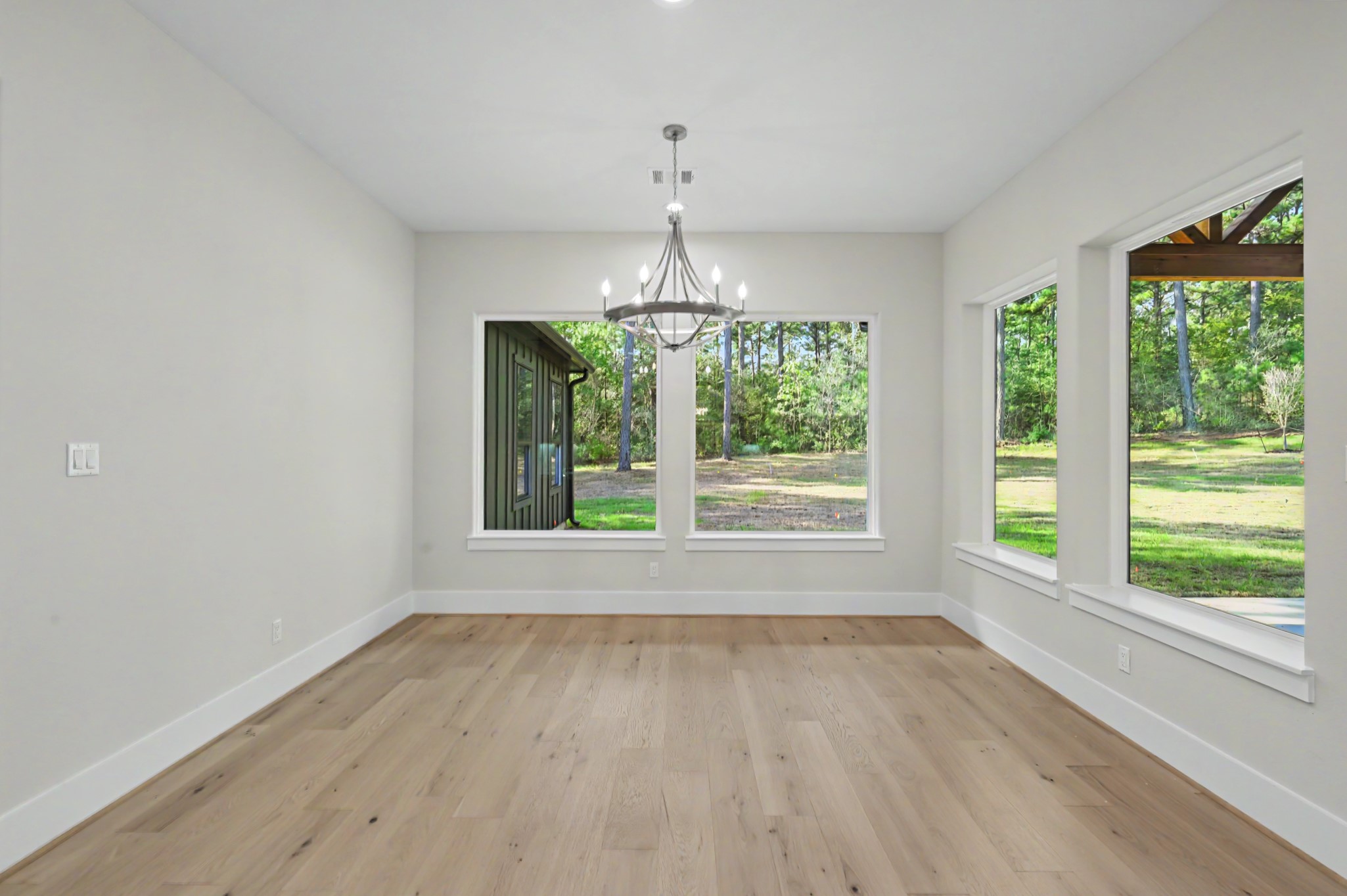 8958 Cedar Meadow Lane Property Photo 16