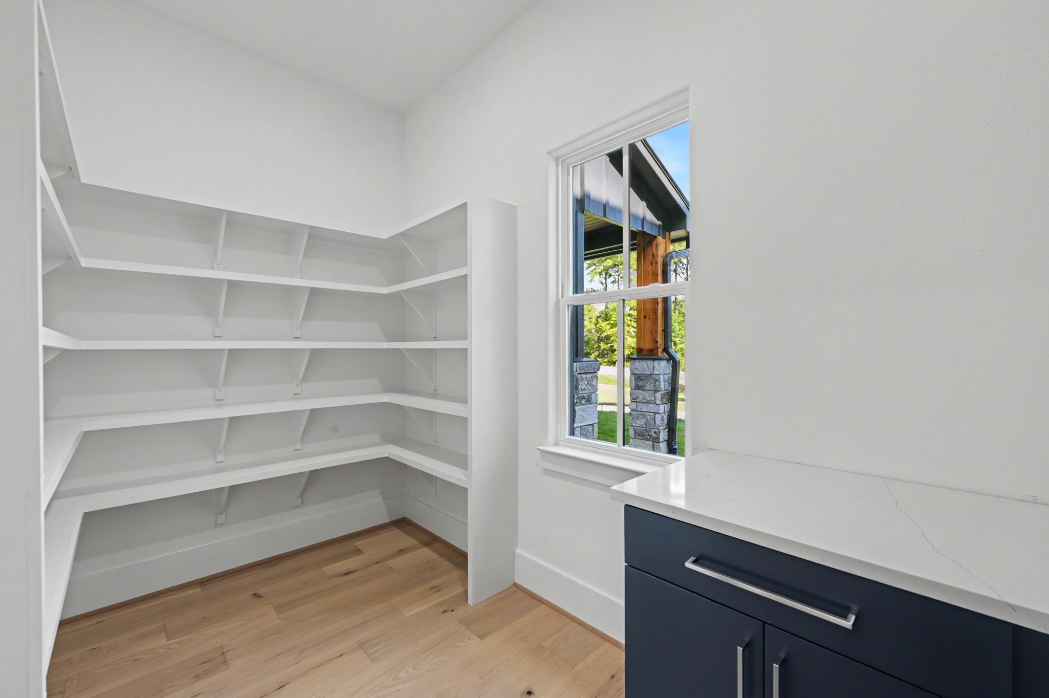 8958 Cedar Meadow Lane Property Photo 17