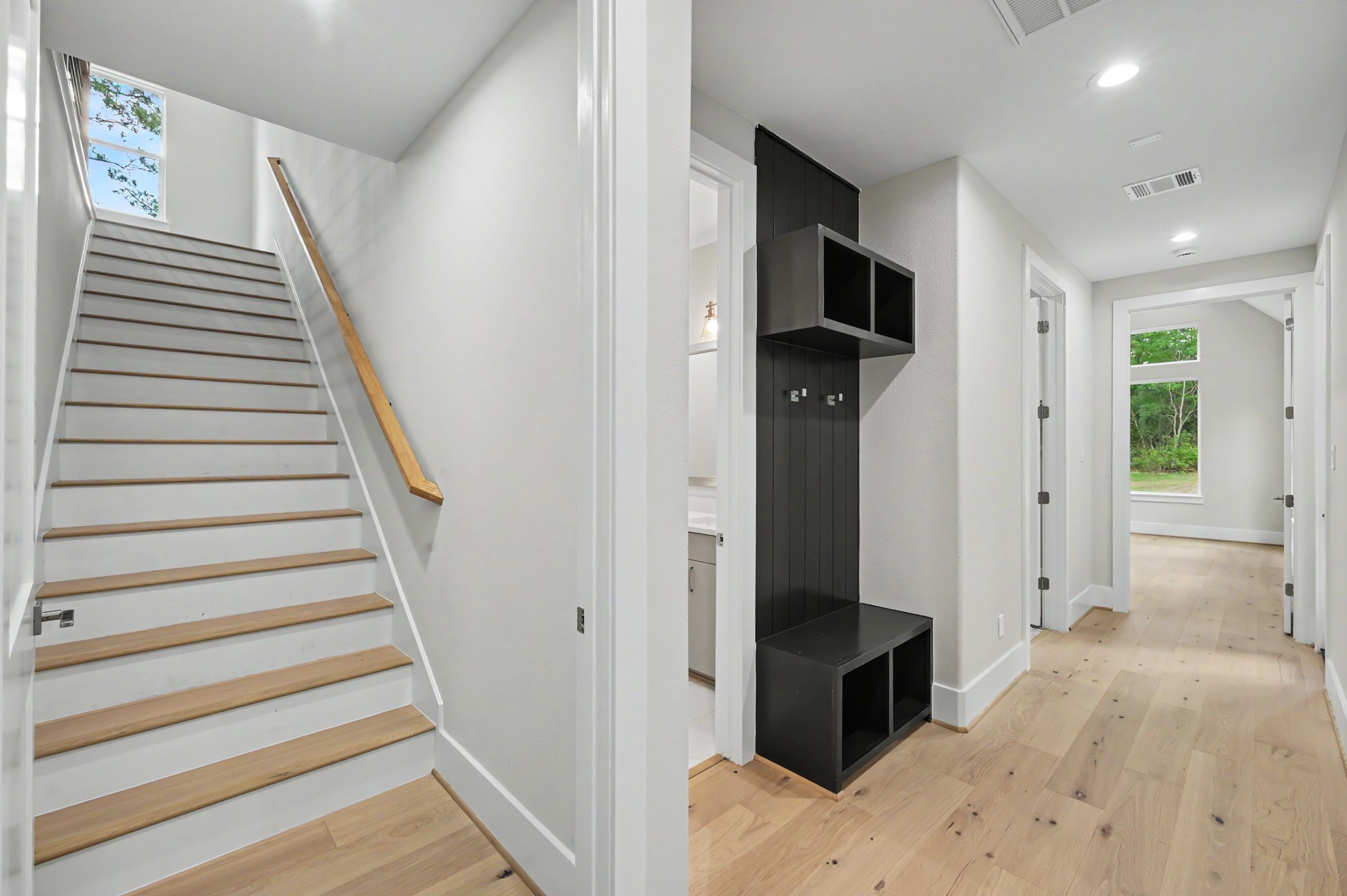 8958 Cedar Meadow Lane Property Photo 18