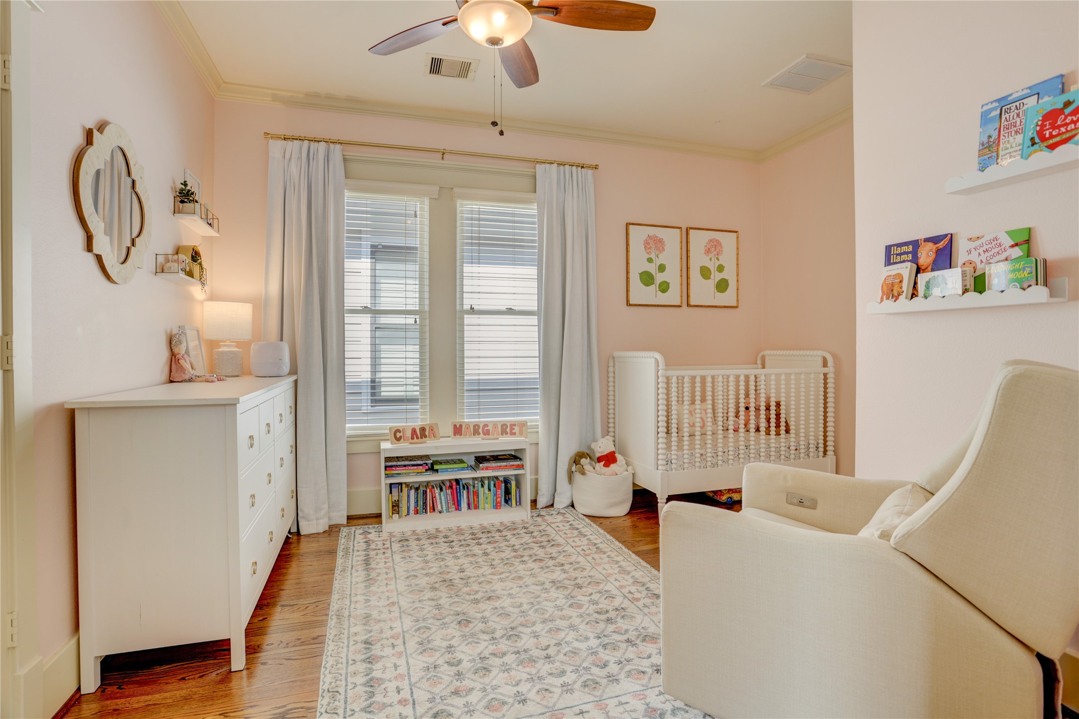 625 W 21st Street Property Photo 18