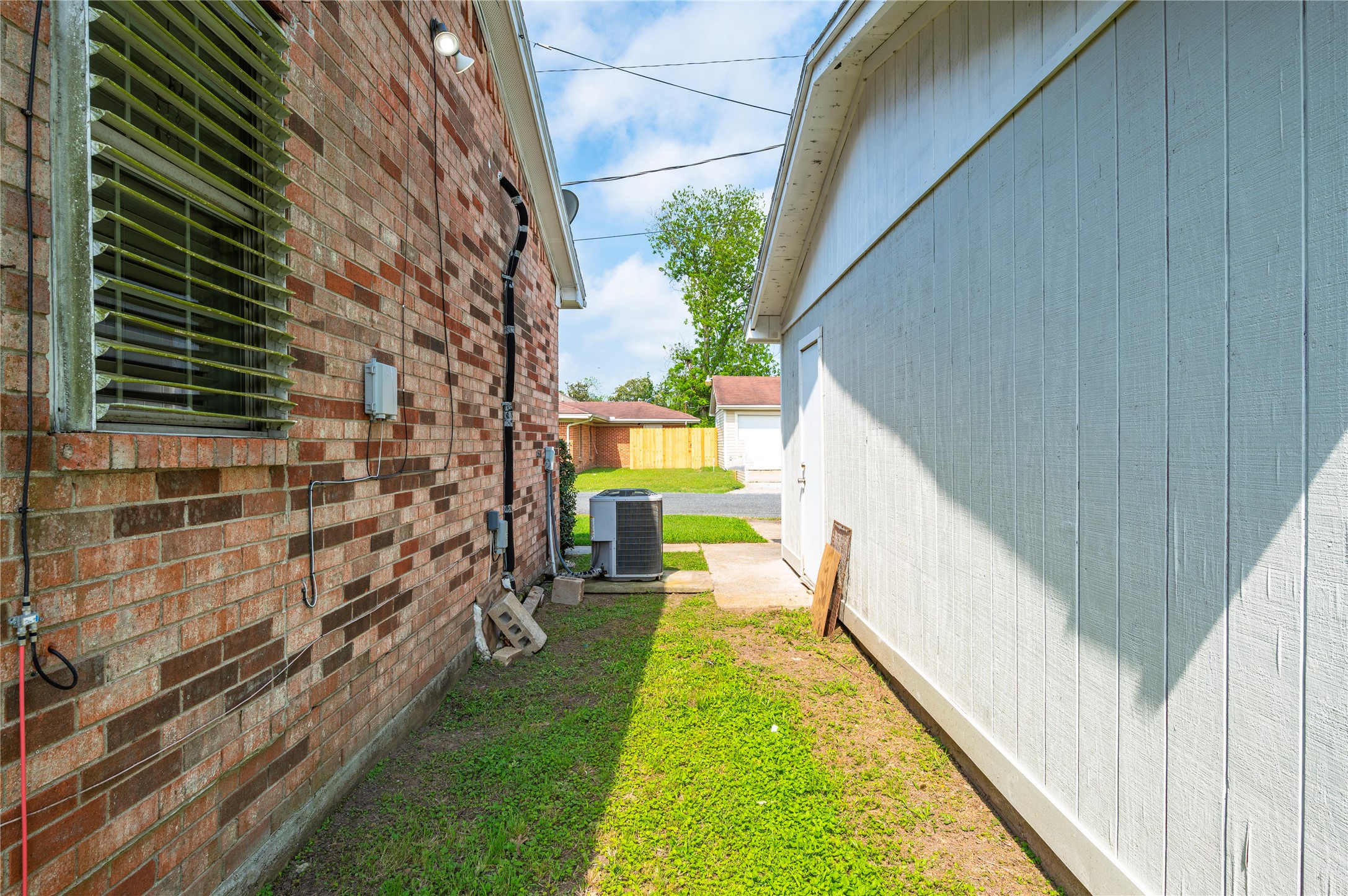 6918 Woodrow Street Property Photo 33