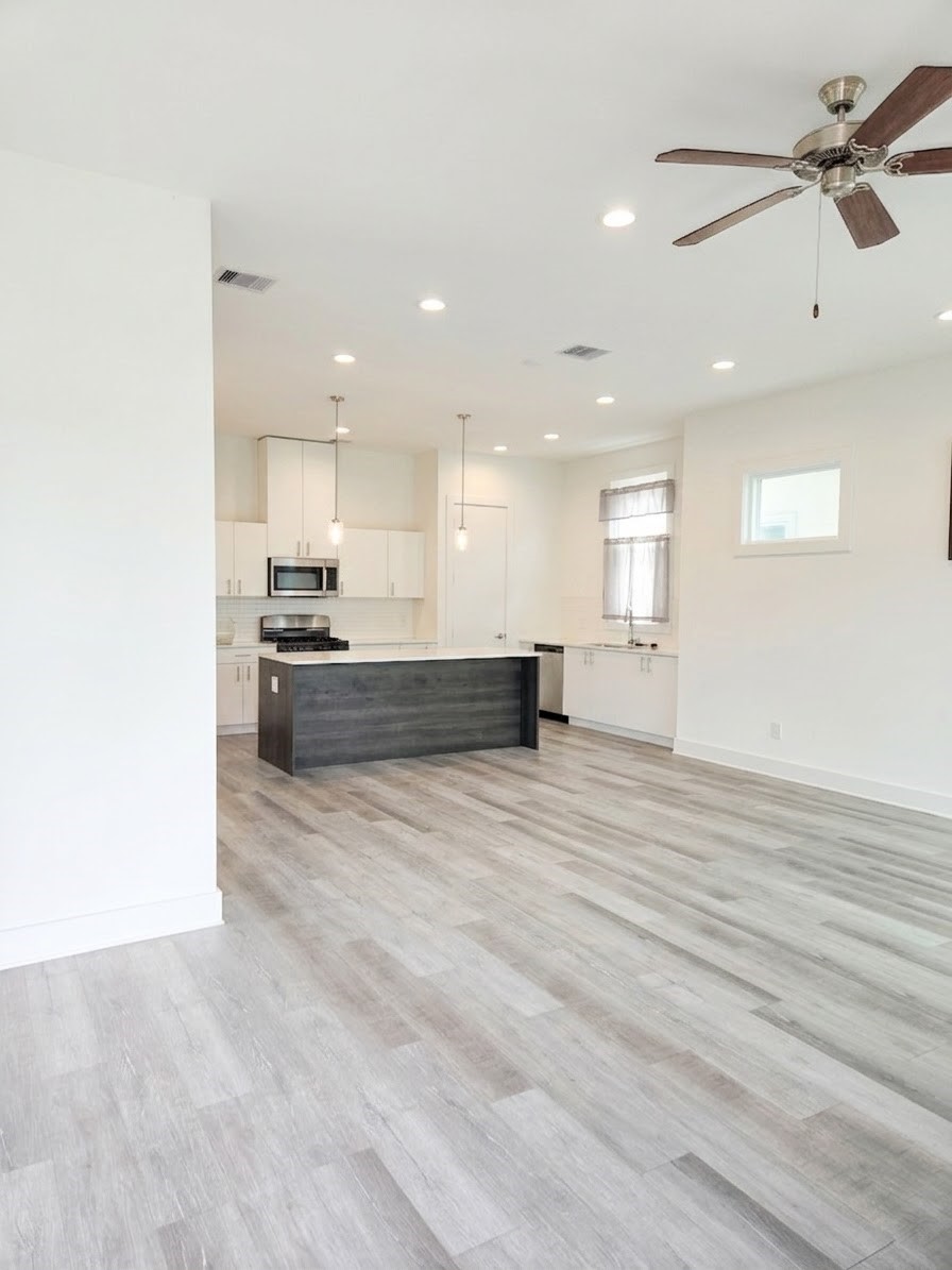 9625 Habitat Street Property Photo 5
