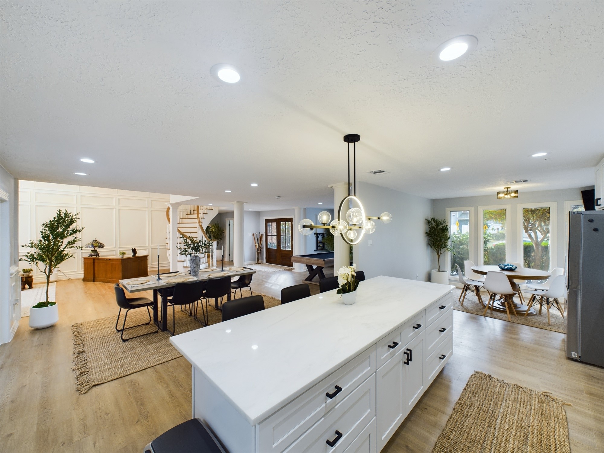 7702 Antoine Drive Property Photo 16