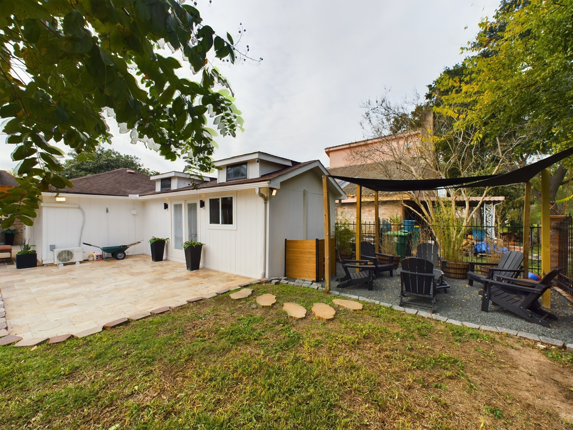 7702 Antoine Drive Property Photo 46