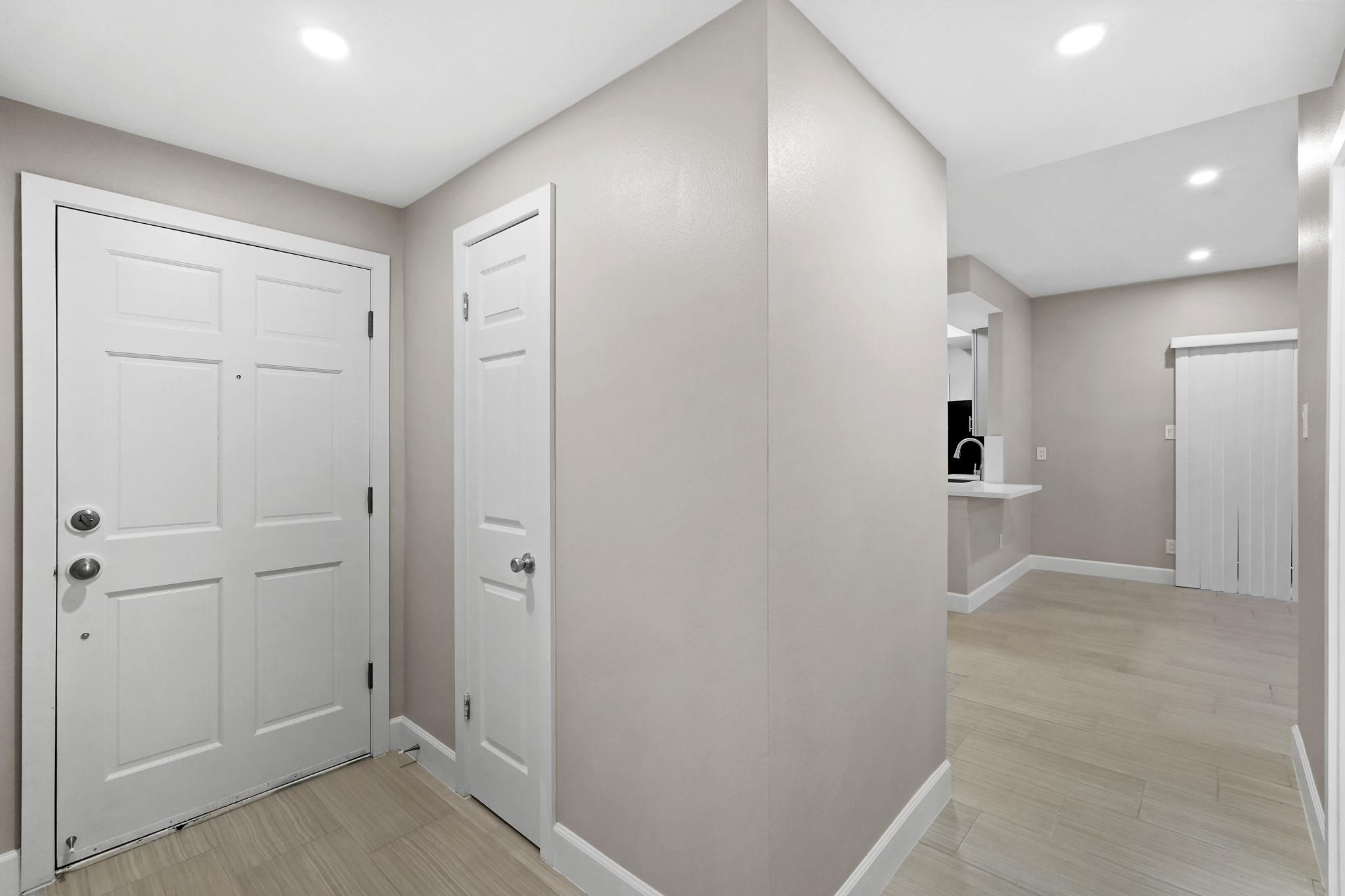 2300 Augusta Drive 37 Property Photo 6