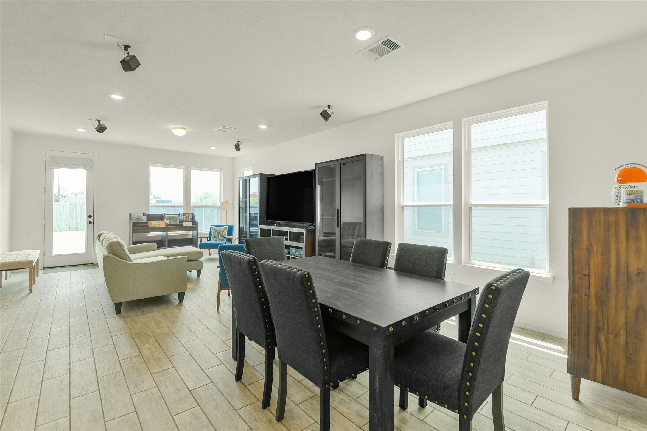 2511 Yellow Buckeye Court Property Photo 16