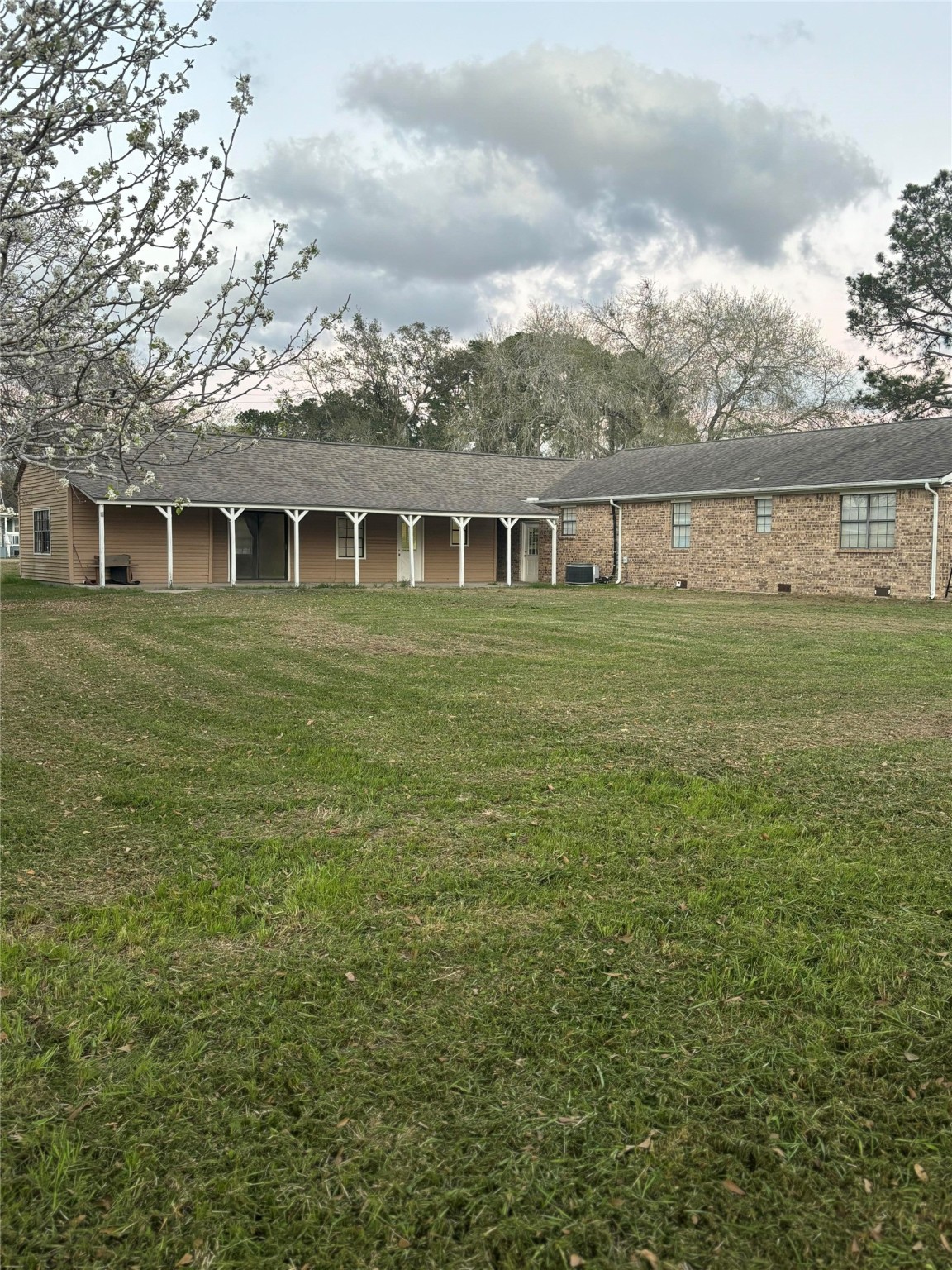 8920 Megan Drive Property Photo 1