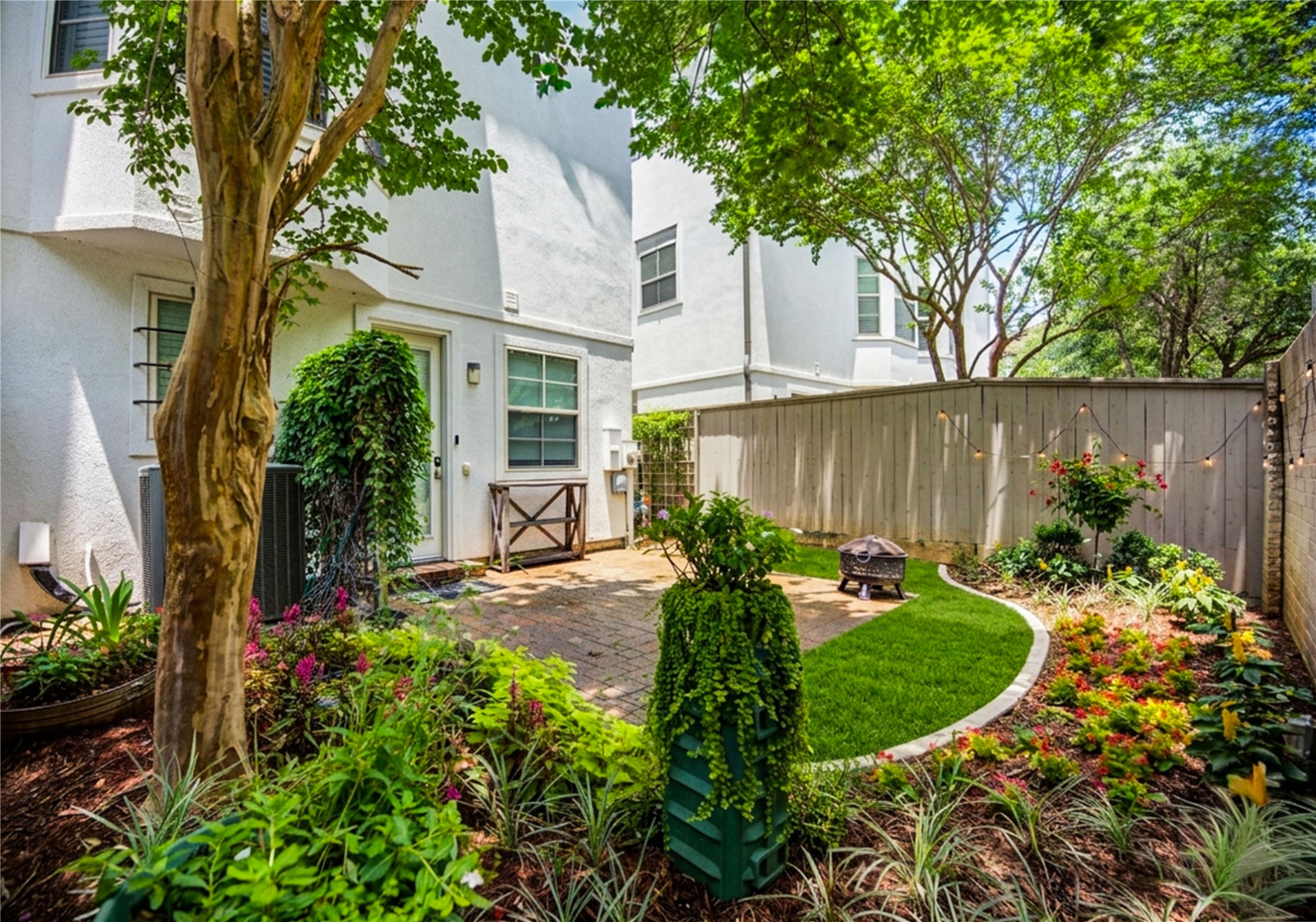 16011 Morgan Street Property Photo 1