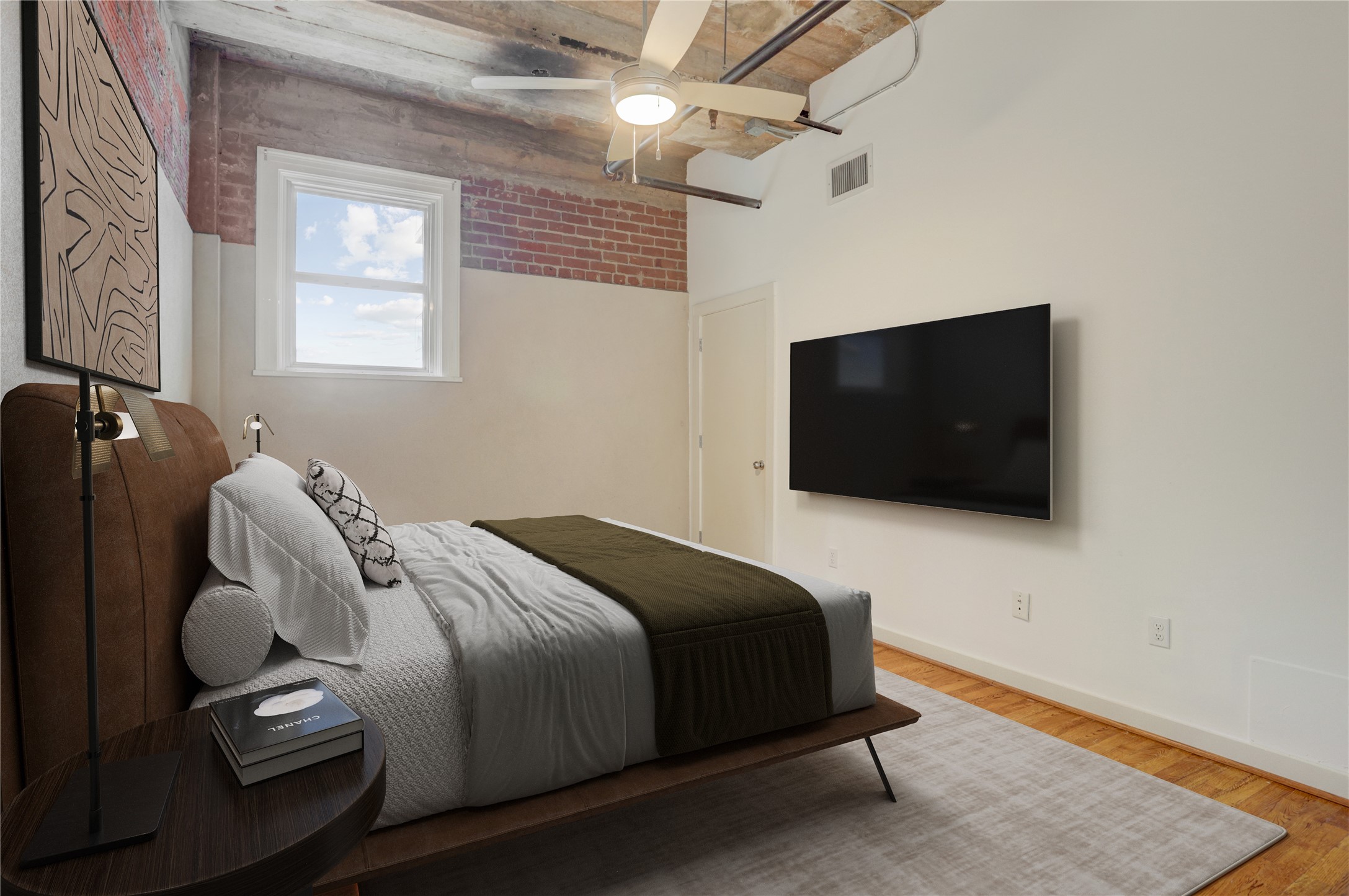 204 Travis Street 4d Property Photo 7