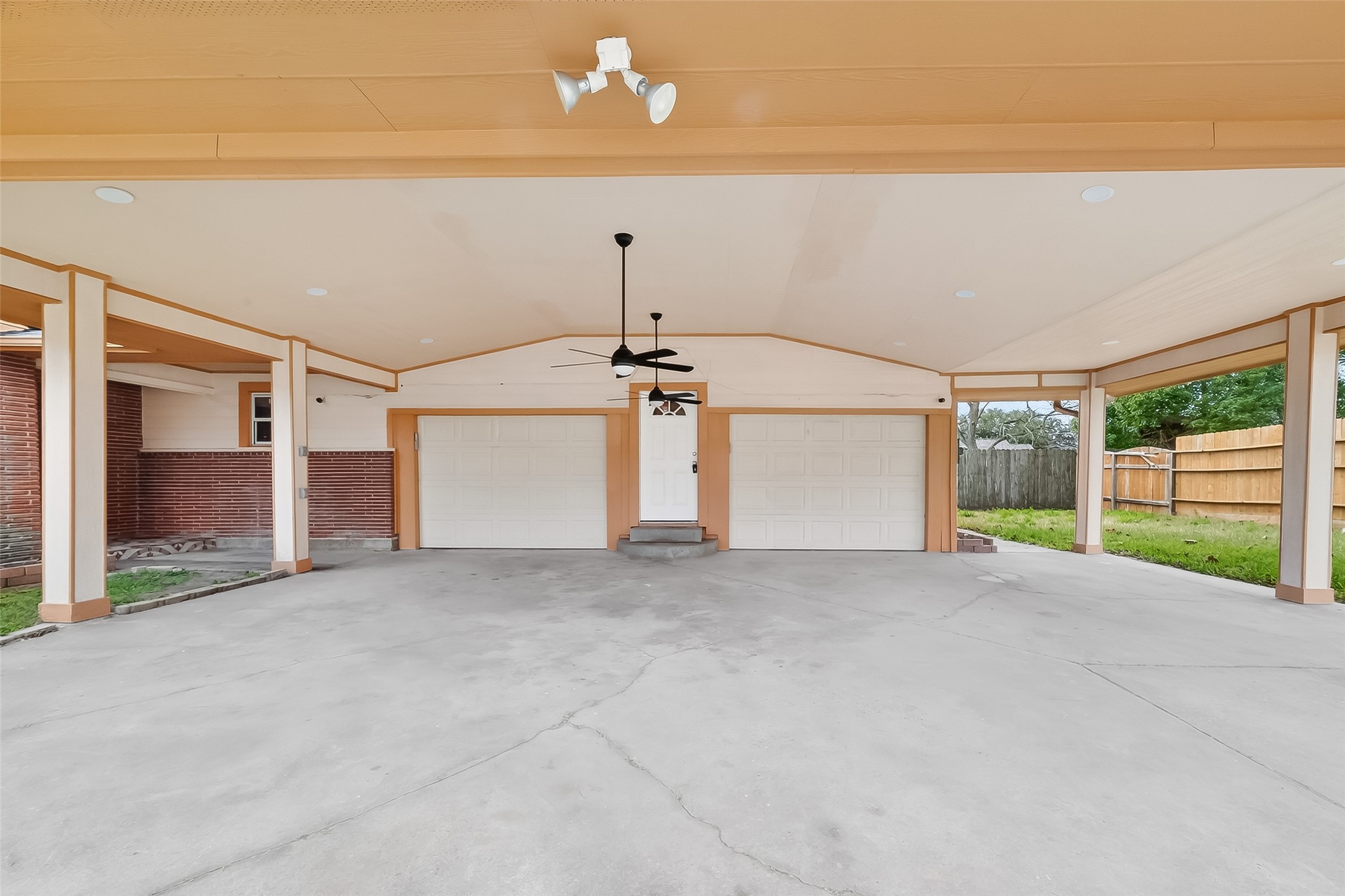 807 Ruth Street 805 807 Property Photo 5