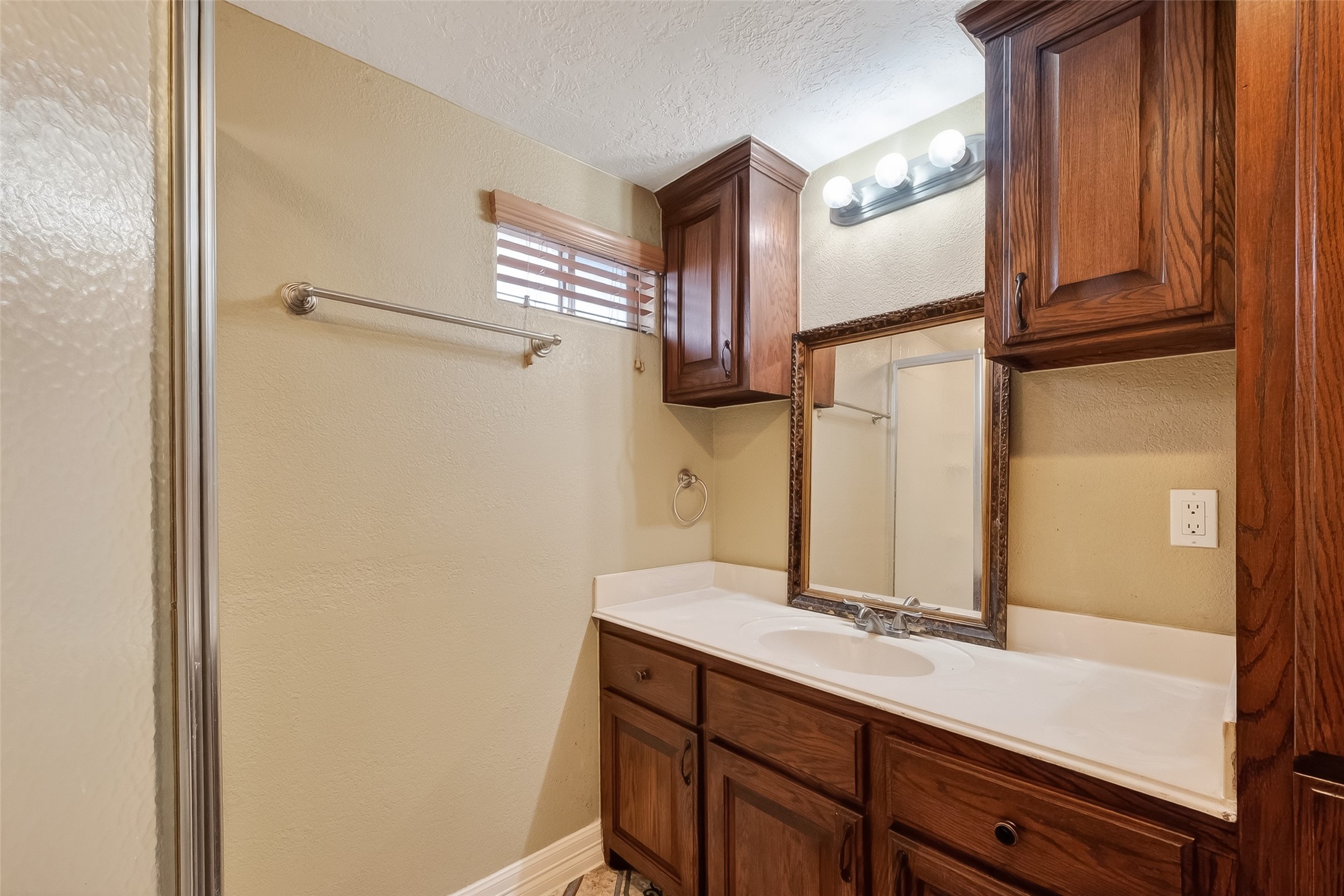807 Ruth Street 805 807 Property Photo 29